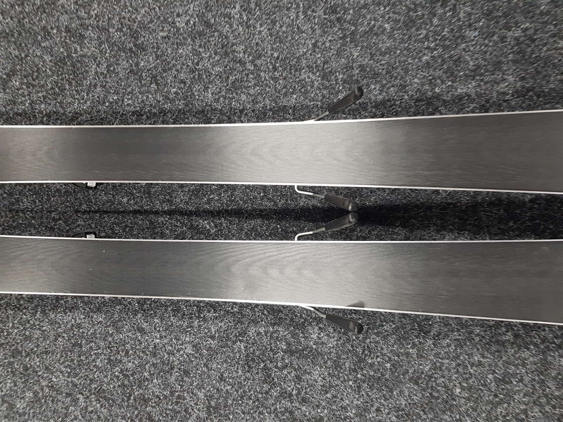 Použité lyže HEAD LYT Tech V4 + viazanie Tyrolia PR 10