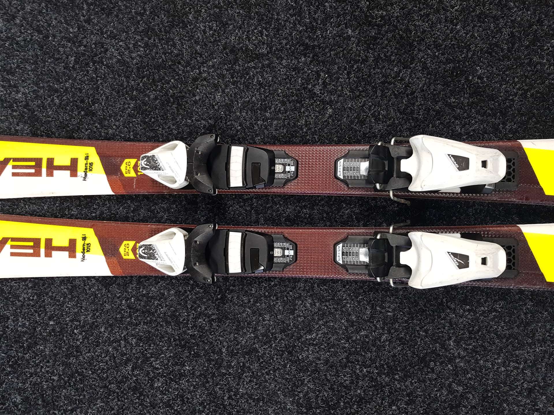 Použité detské lyže HEAD Supershape Team + viazanie Head SLR 4.5 AC