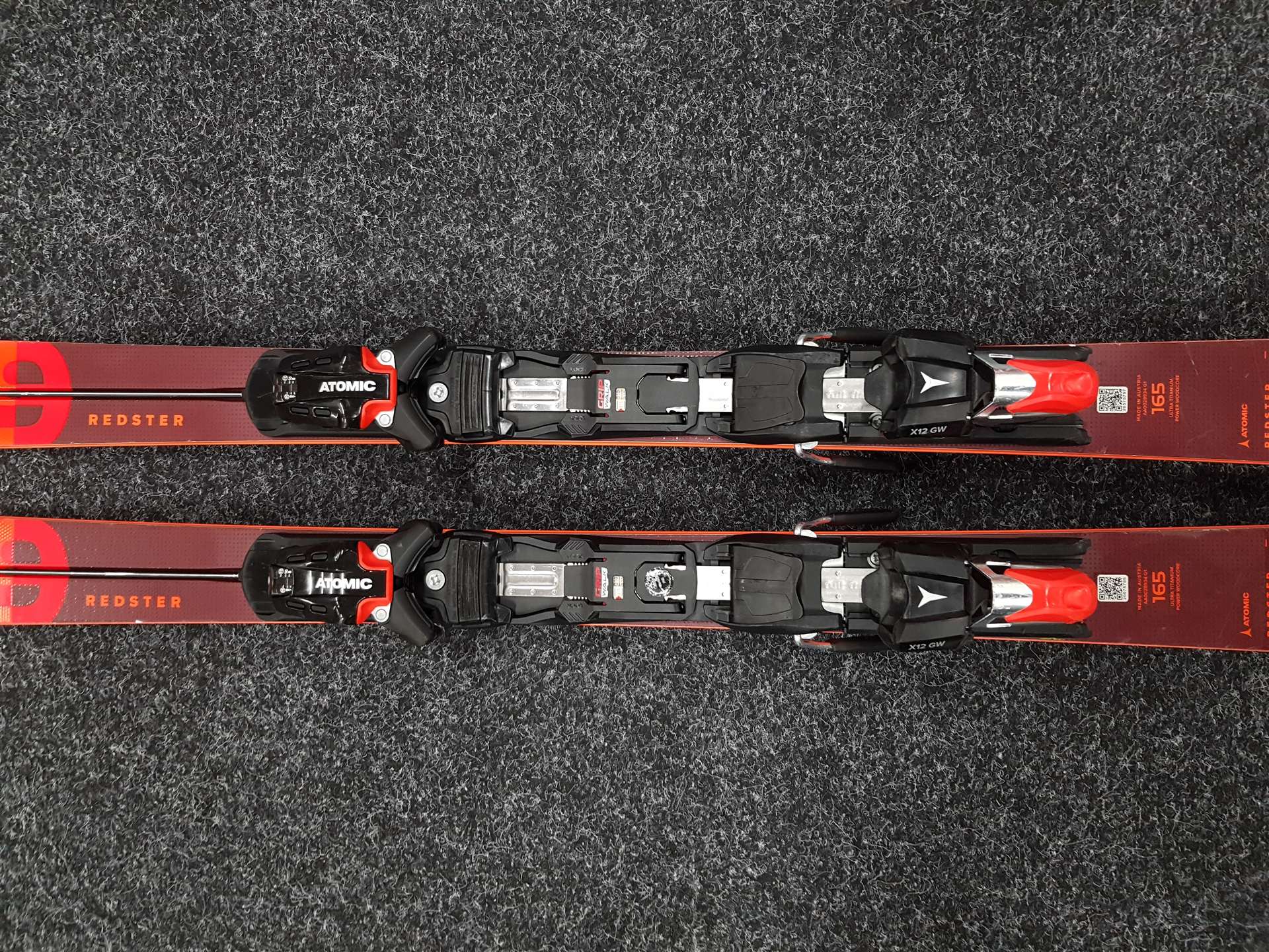 Použité lyže ATOMIC Redster S9 + viazanie Atomic X12 GW