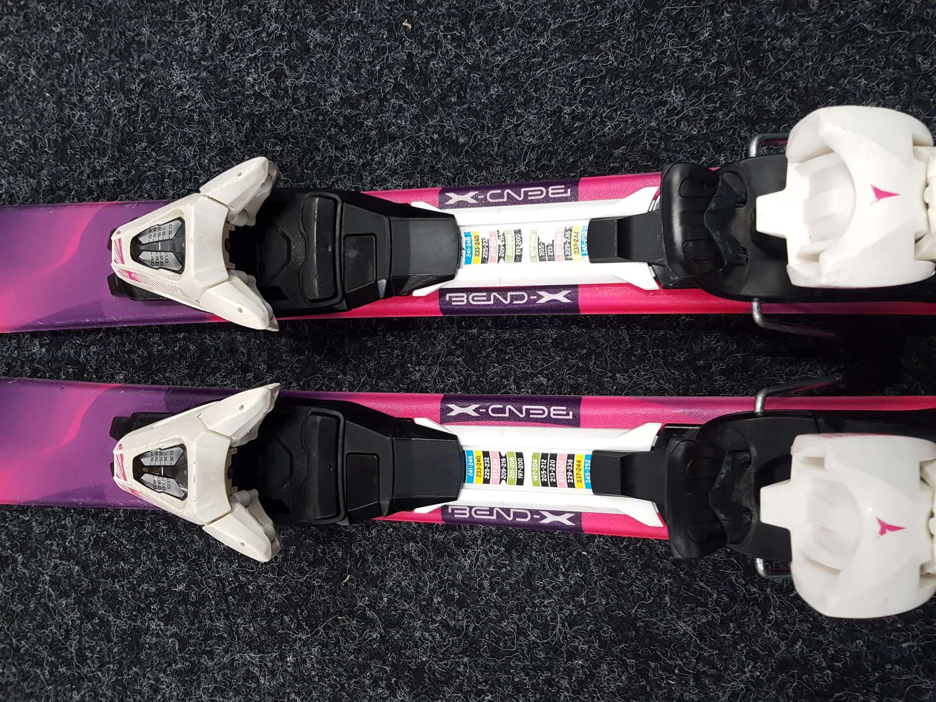 Použité detské lyže ATOMIC Vantage X + viazanie Atomic 4.5