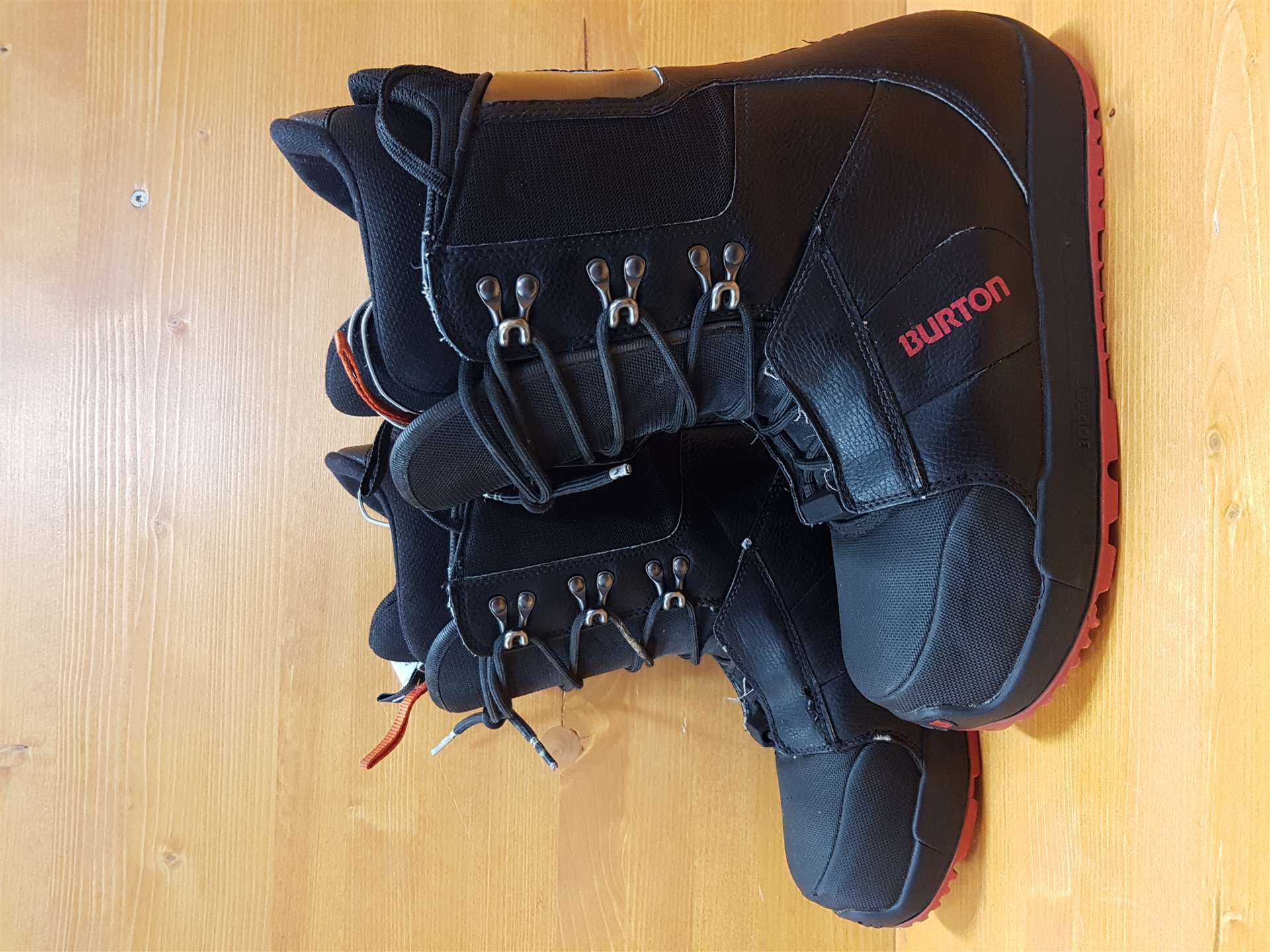 Použité snowboardové topánky BURTON Progression