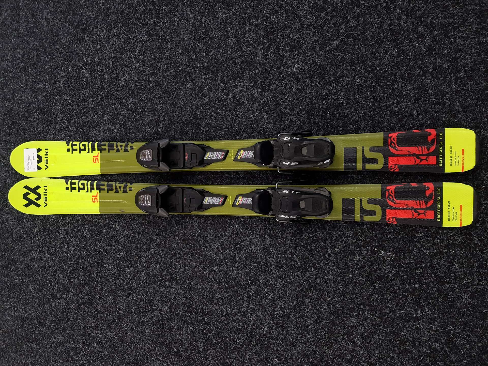 Použité detské lyže VOLKL Racetiger SL + viazanie Marker 4.5