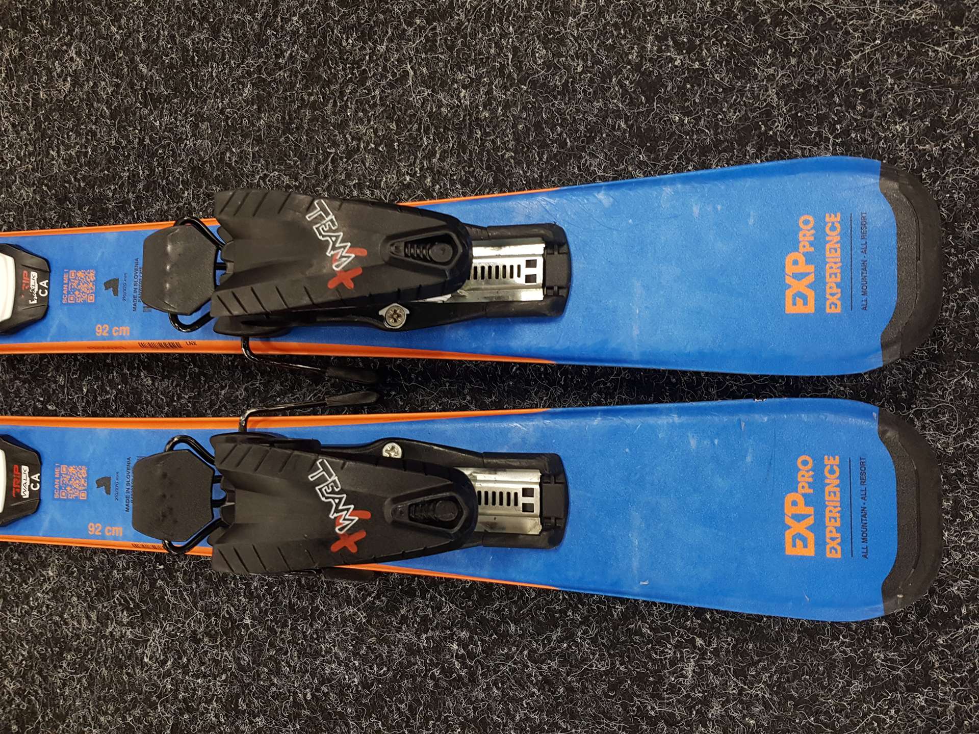Použité detské lyže ROSSIGNOL Experience PRO + viazanie Look Team 4