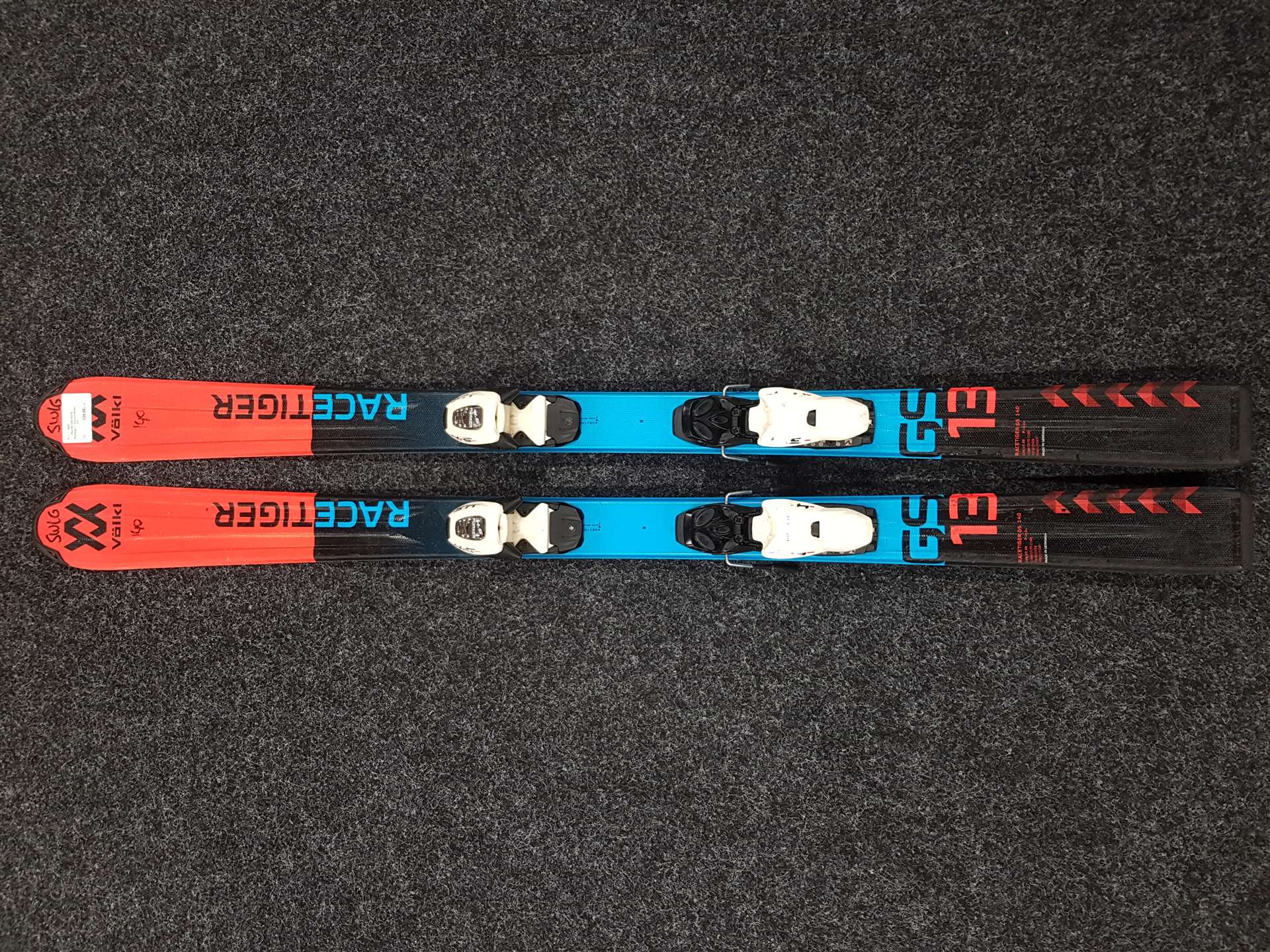 Použité lyže VOLKL Racetiger + viazanie Marker 4.5