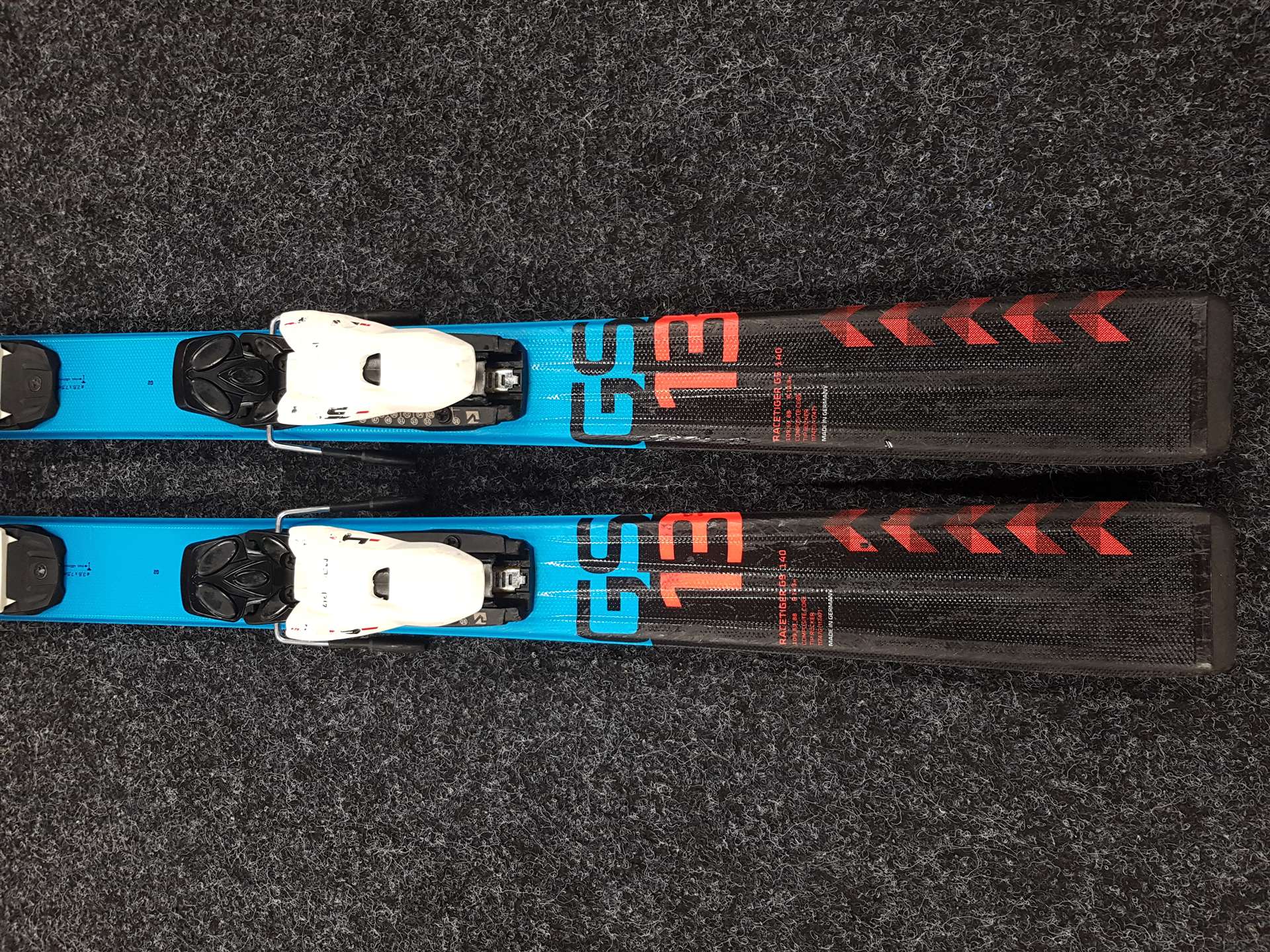 Použité lyže VOLKL Racetiger + viazanie Marker 4.5