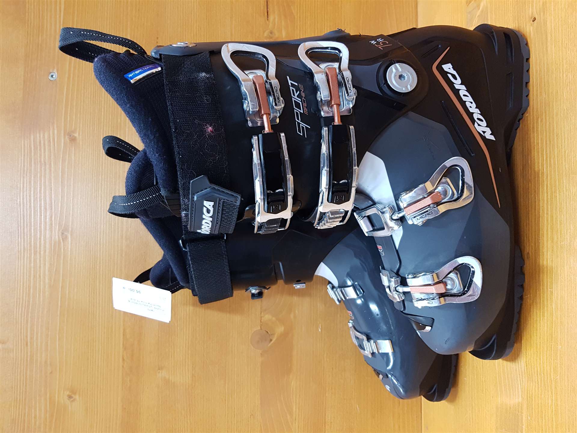 Použité lyžiarky NORDICA Sport Machine 75 W R