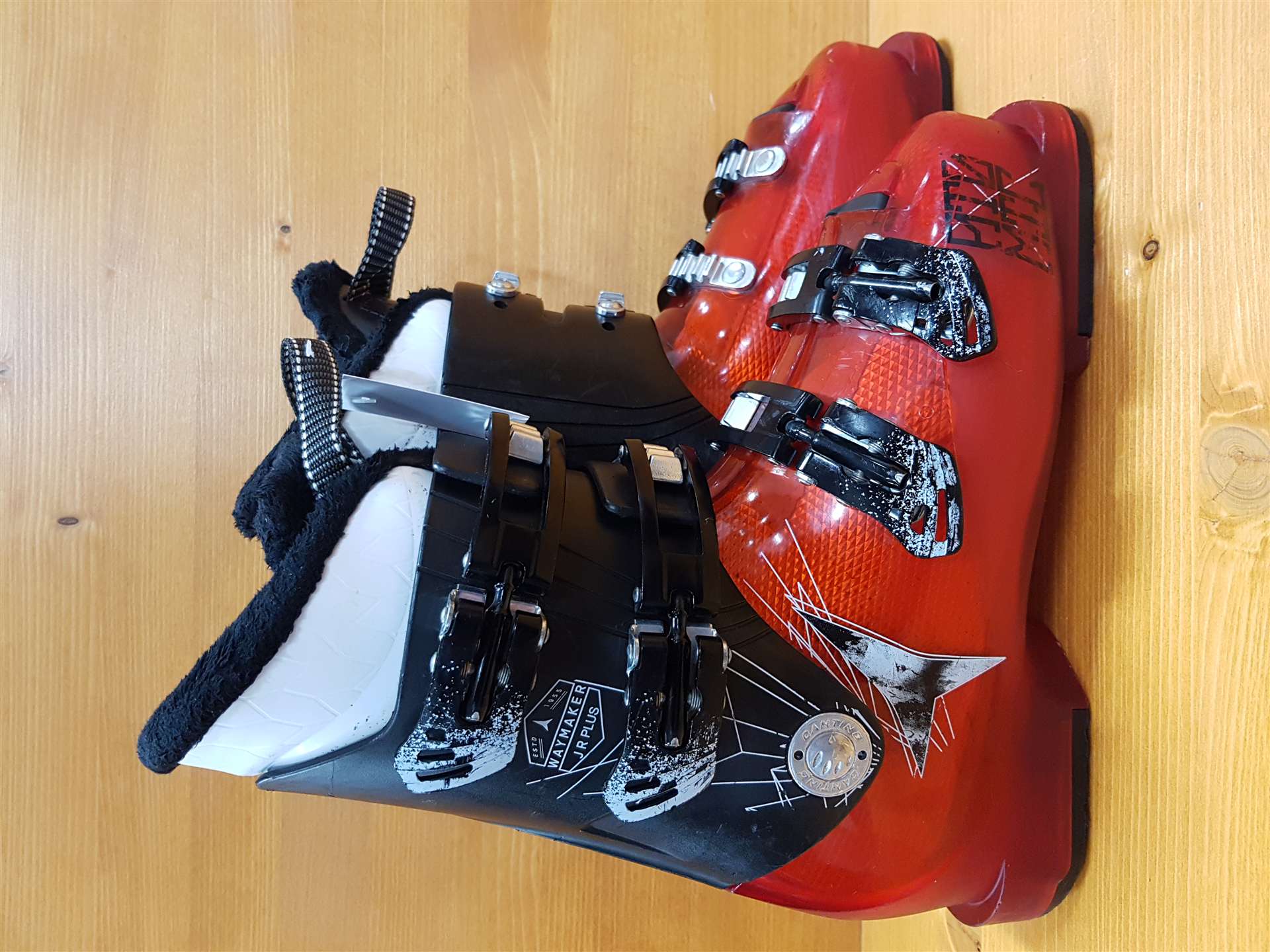 Použité lyžiarky ATOMIC Waymaker JR Plus