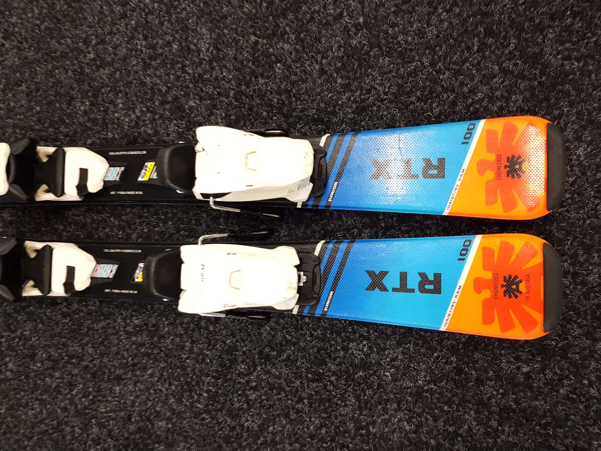 Použité detské lyže BLIZZARD RTX 100 + viazanie Marker 4,5
