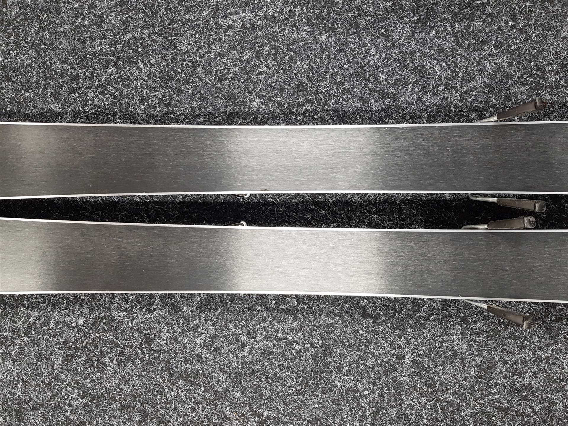 Použité detské lyže ELAN Hyper Flow + viazanie Fischer FJ 4