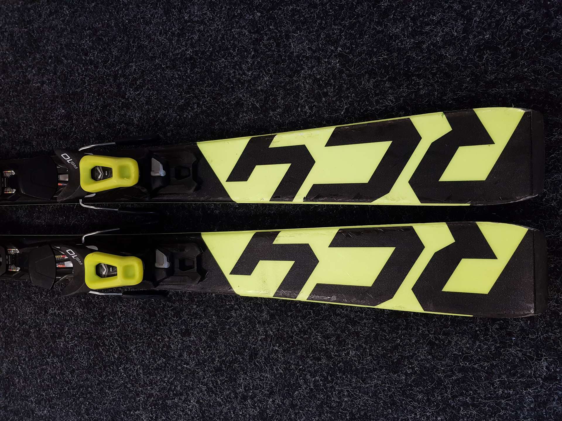 Použité lyže FISCHER RC4 XTR SPEED + viazanie Fischer RS 10