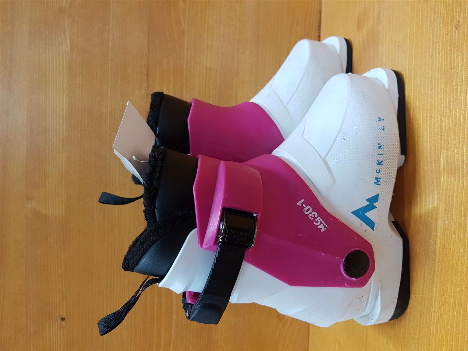 Použité lyžiarky McKINLEY MG 30-1