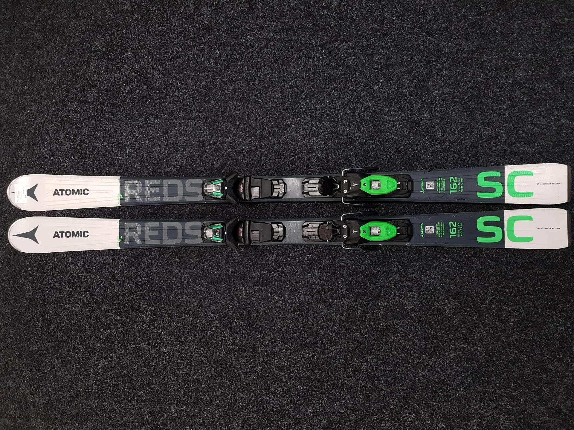 Použité lyže ATOMIC Redster SC + viazanie Atomic 10