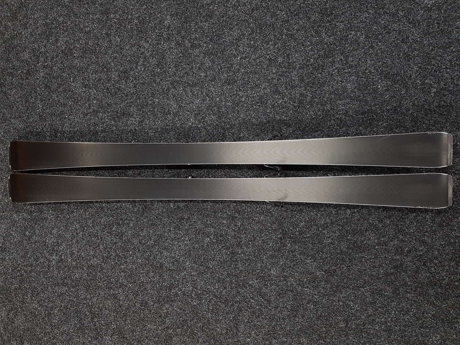 Použité lyže ATOMIC Redster SC + viazanie Atomic 10