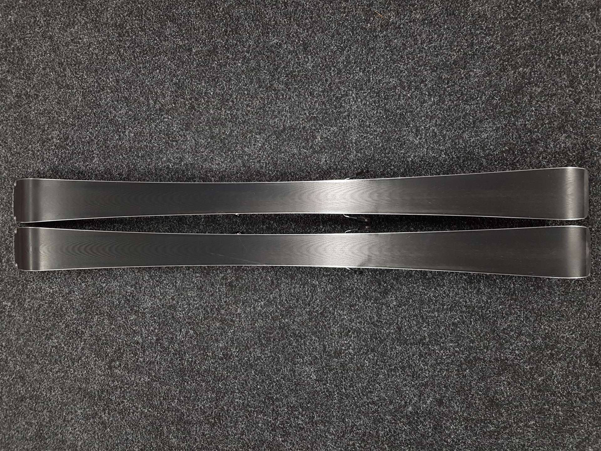 Použité lyže SALOMON Force SX + viazanie Salomon M10