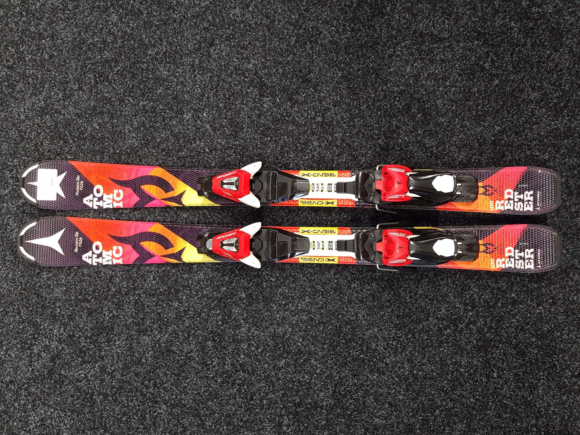 Použité detské lyže ATOMIC Redster + viazanie Atomic XTE 45