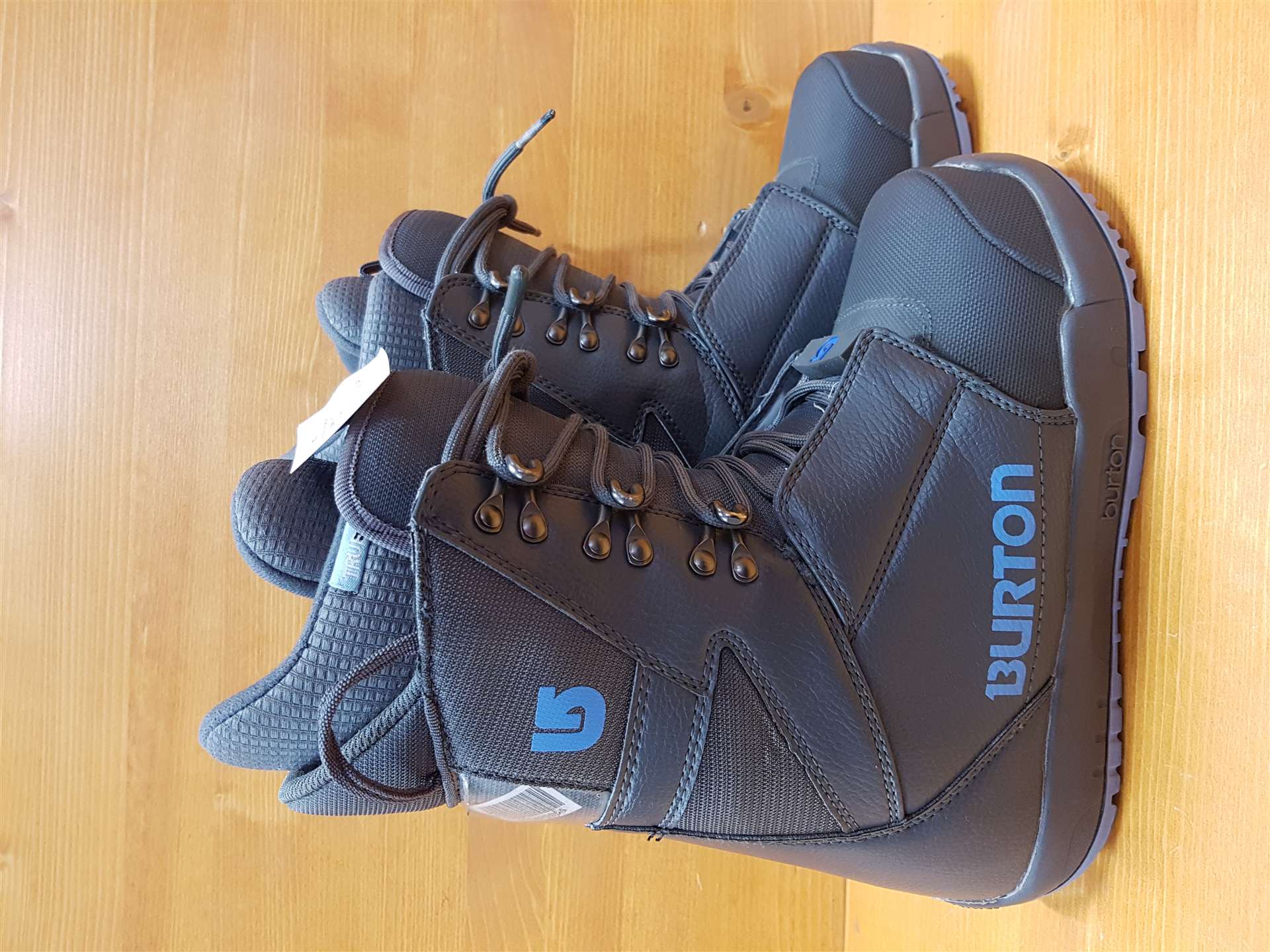 Použité snowboardové topánky BURTON Progression W
