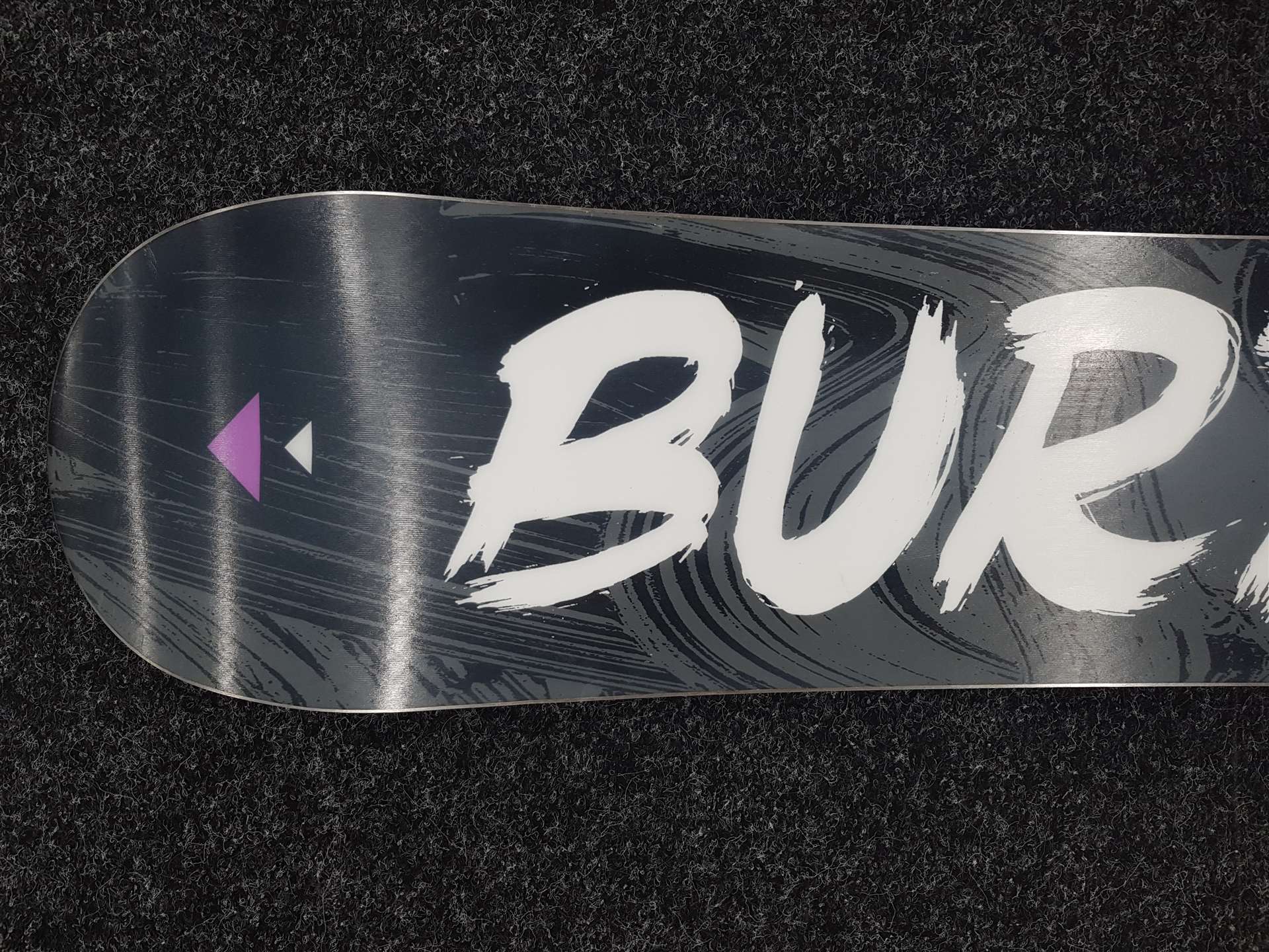 Použitý snowboard BURTON LTR 138L