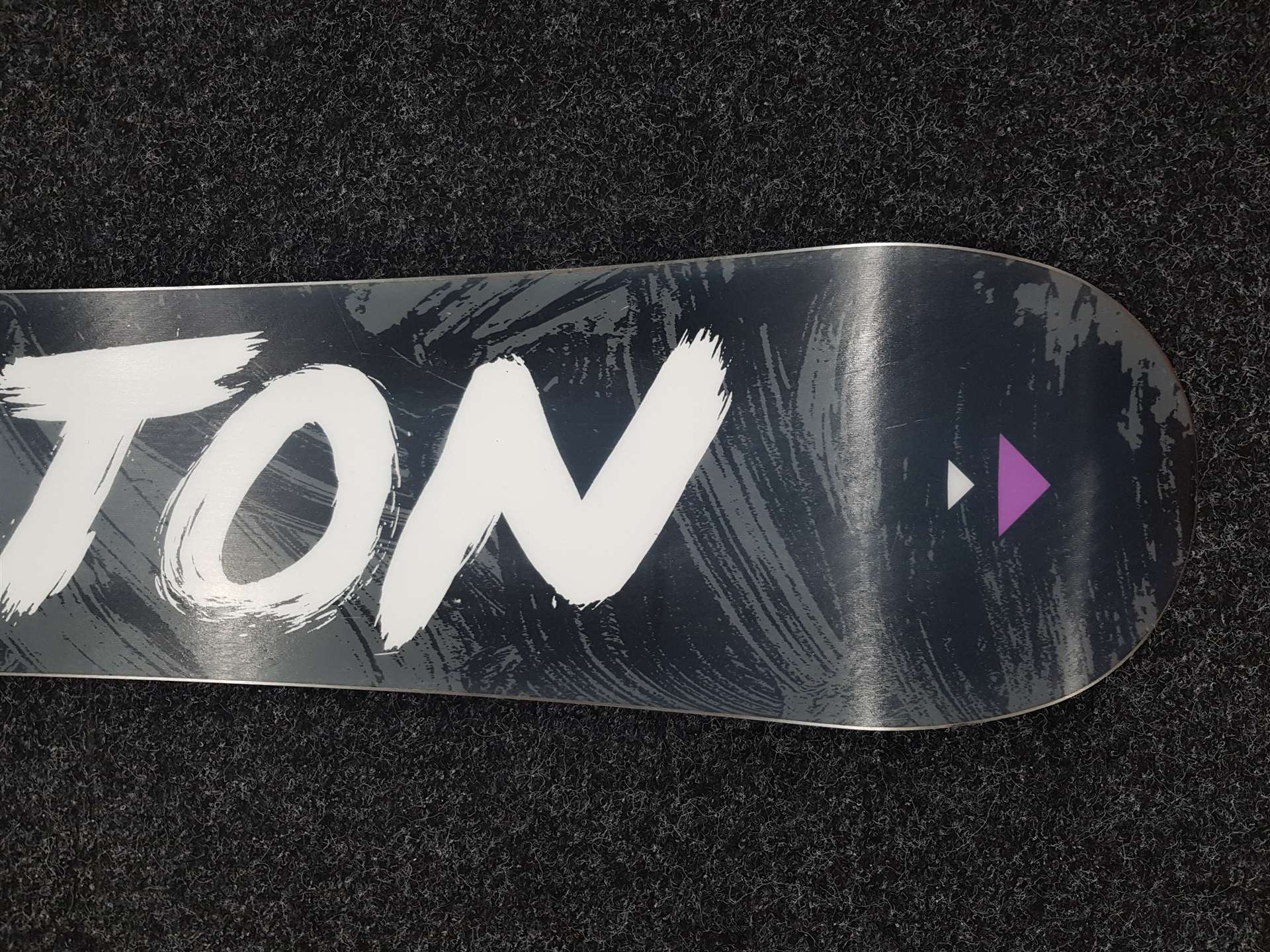Použitý snowboard BURTON LTR 138L