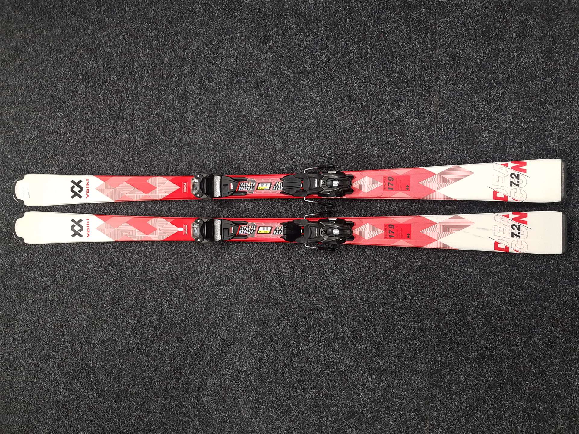Použité lyže VOLKL Deacon 7.2 + viazanie Marker FDT 10