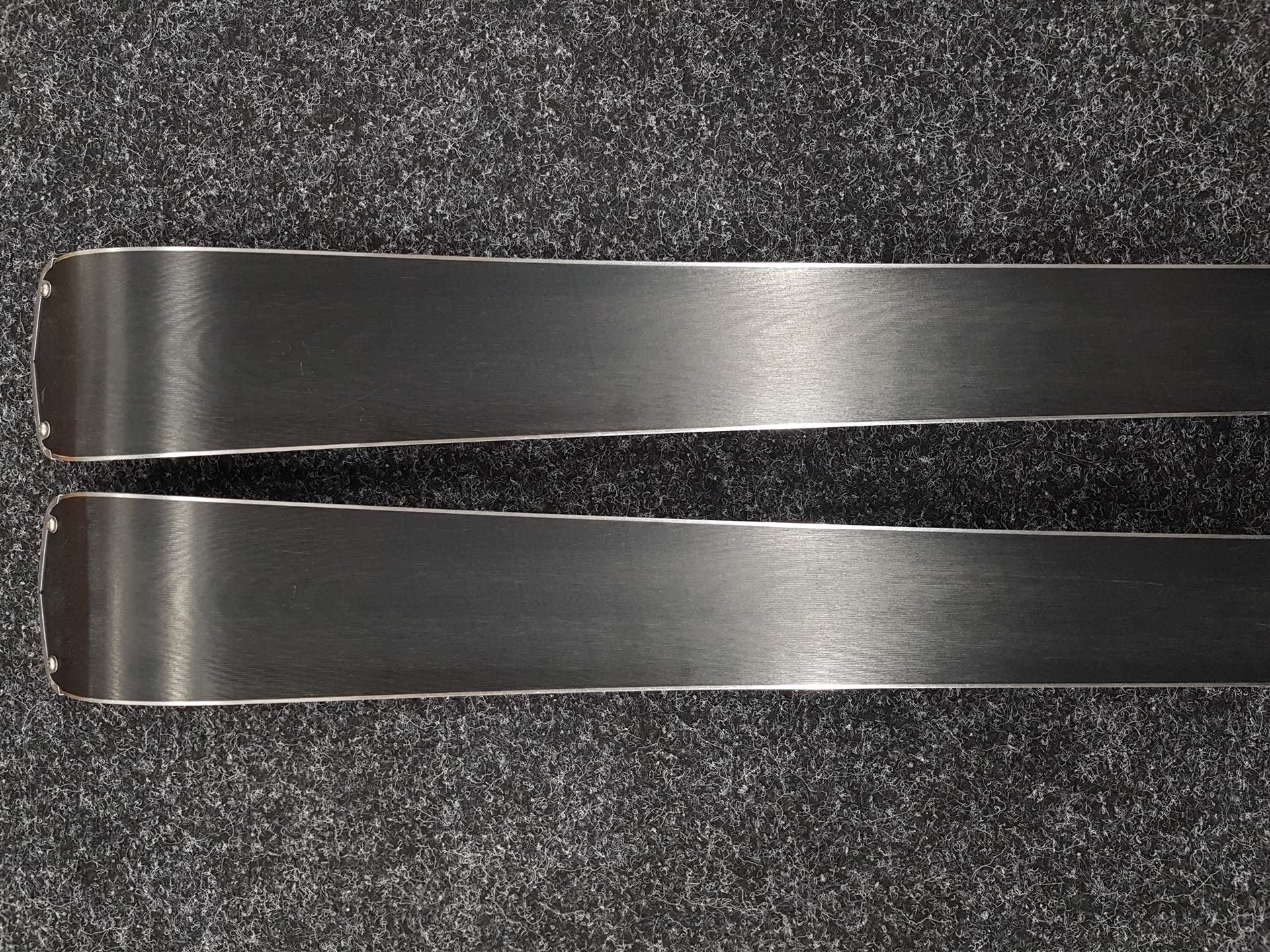 Použité lyže FISCHER RC4 The Curv Premium + viazanie Fischer RS 11