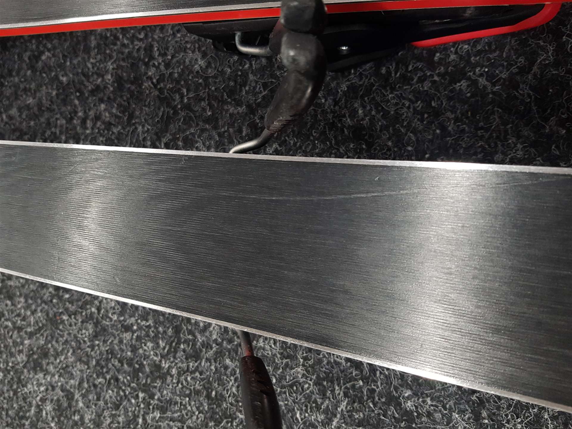 Použité lyže FISCHER RC4 The Curv Premium + viazanie Fischer RS 11