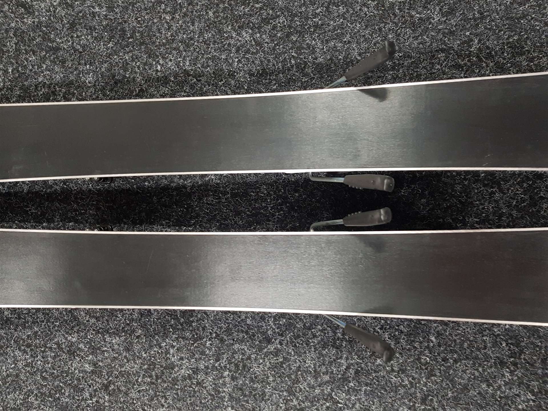 Použité skialpové lyže Hagan Boost Jr  + Tyrolia Ambition 10.0 + Použité pásy