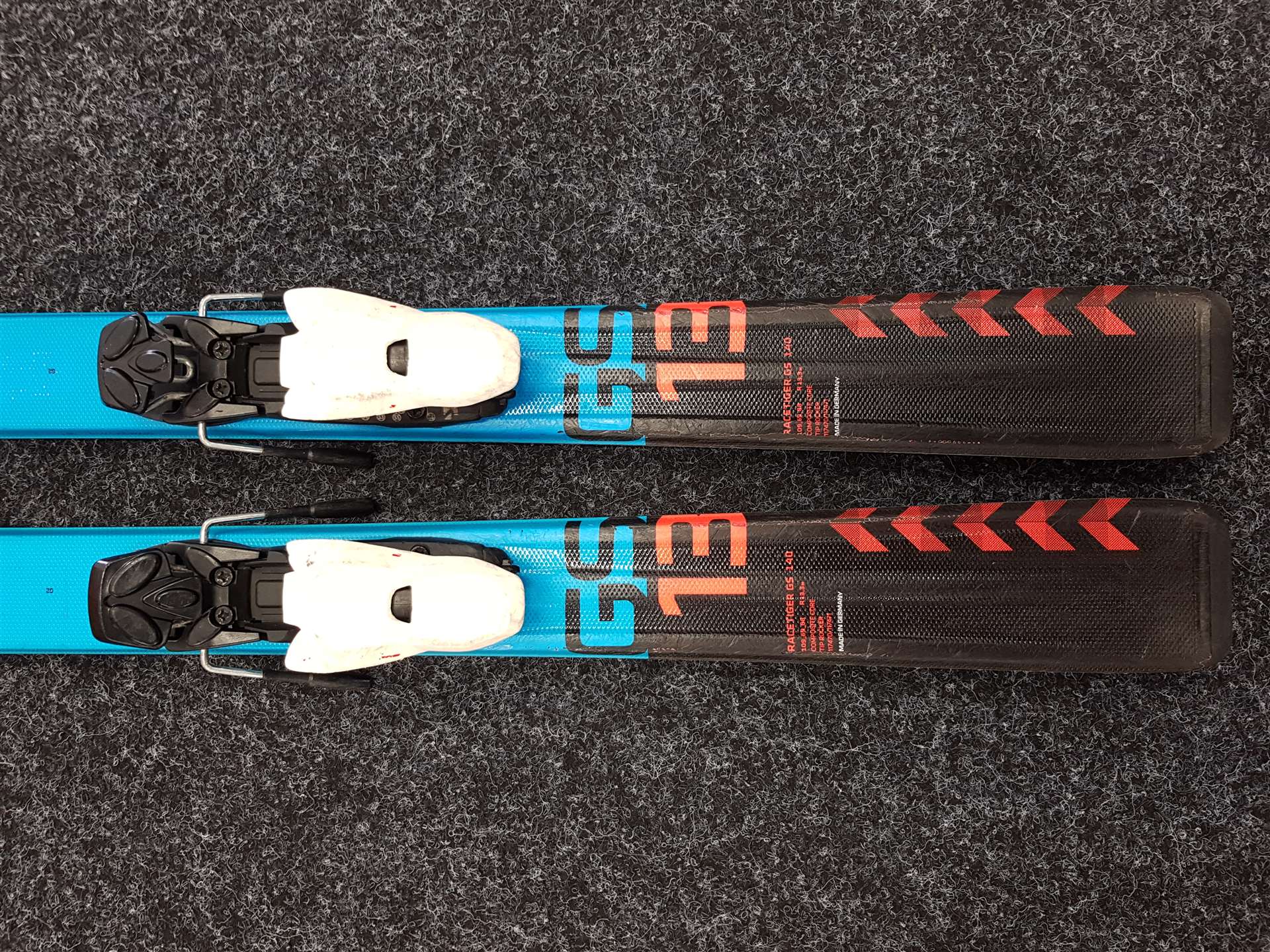 Použité lyže VOLKL Racetiger GS + viazanie Marker 4.5