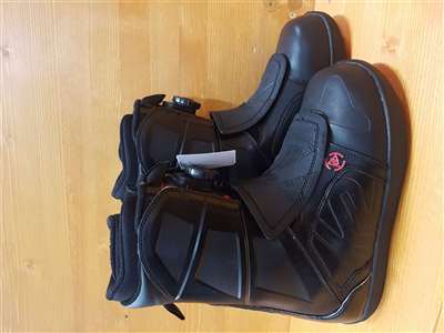 Použité snowboardové topánky K2 Raider Rental Boa