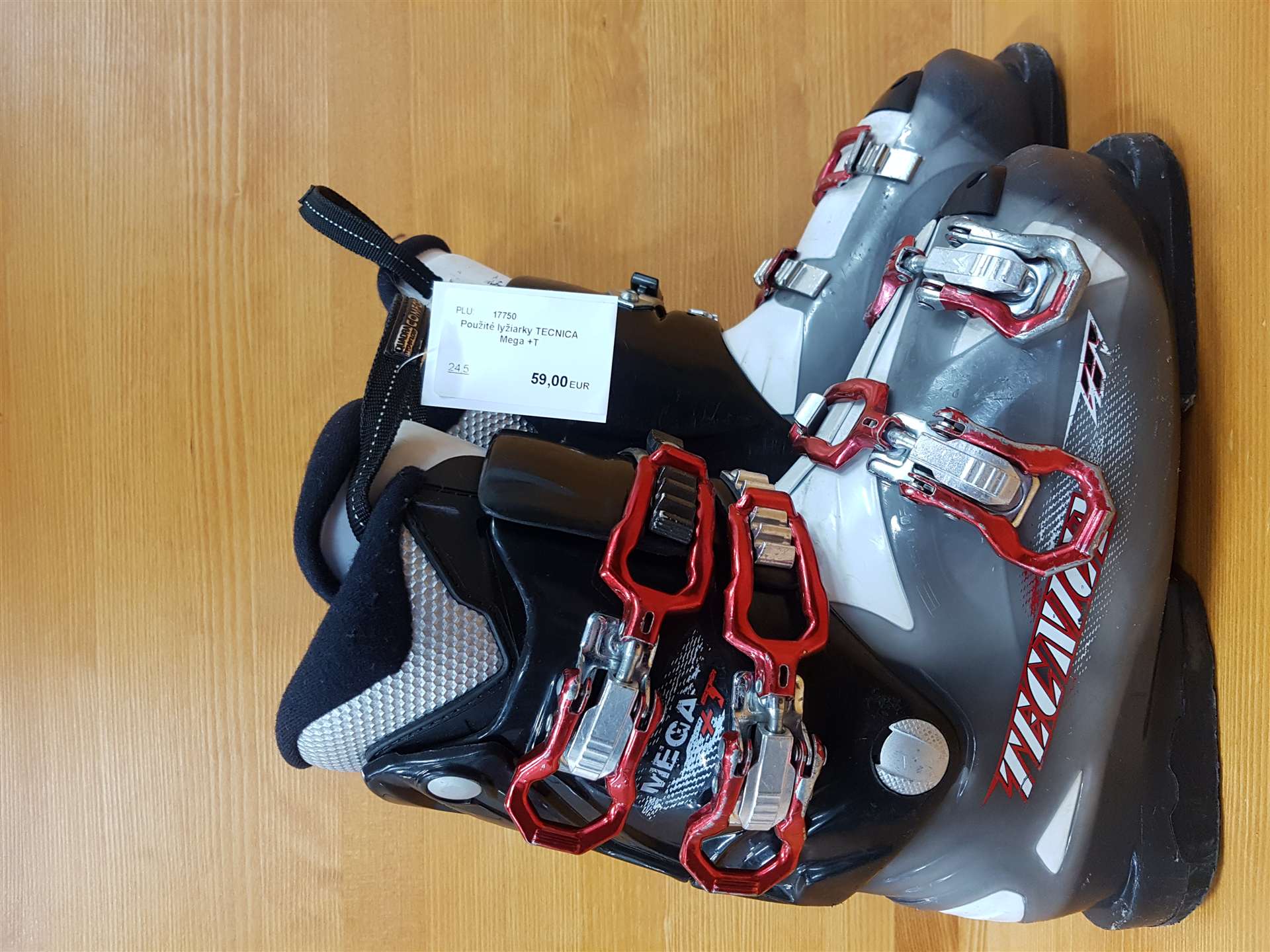 Použité lyžiarky TECNICA Mega +T