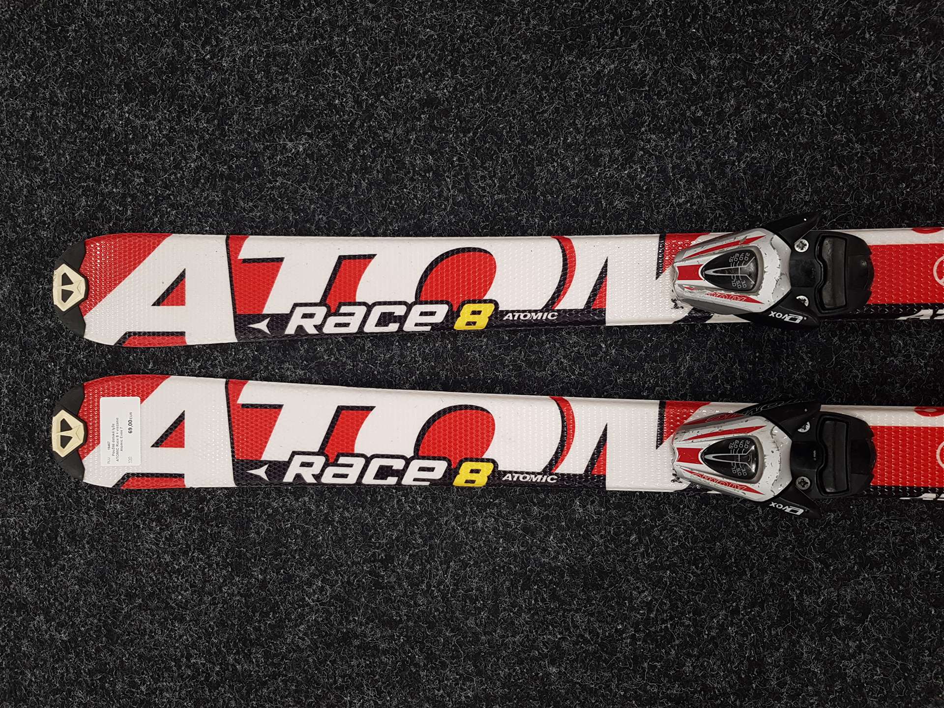 Použité detské lyže ATOMIC Race 8 + viazanie Atomic Evox 7