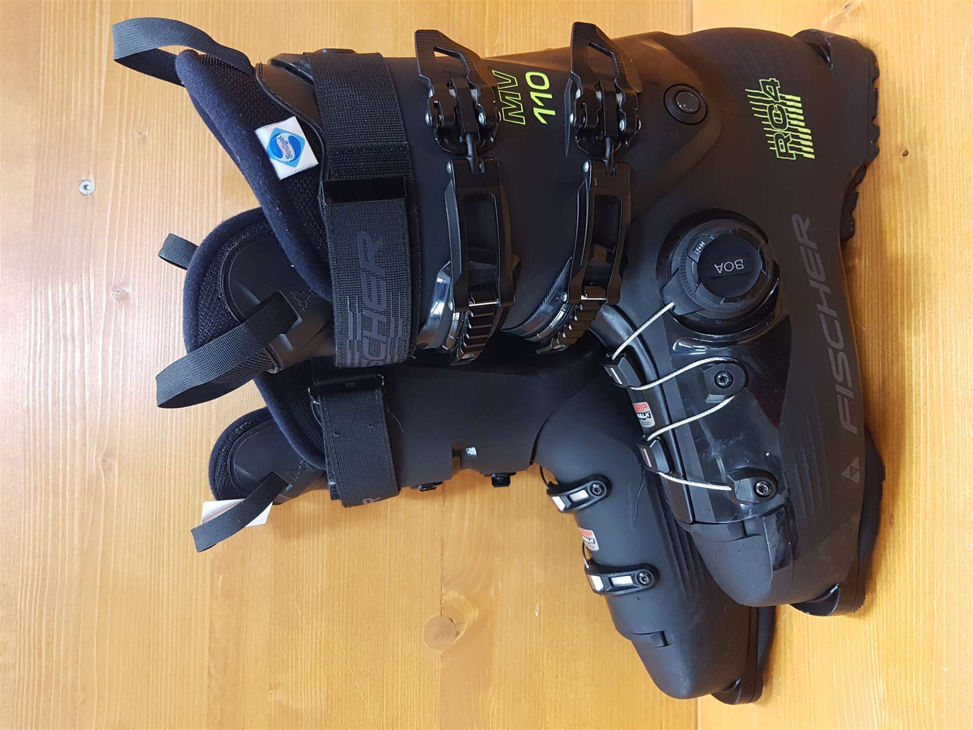 Použité lyžiarky FISCHER RC4 BOA  MV 110