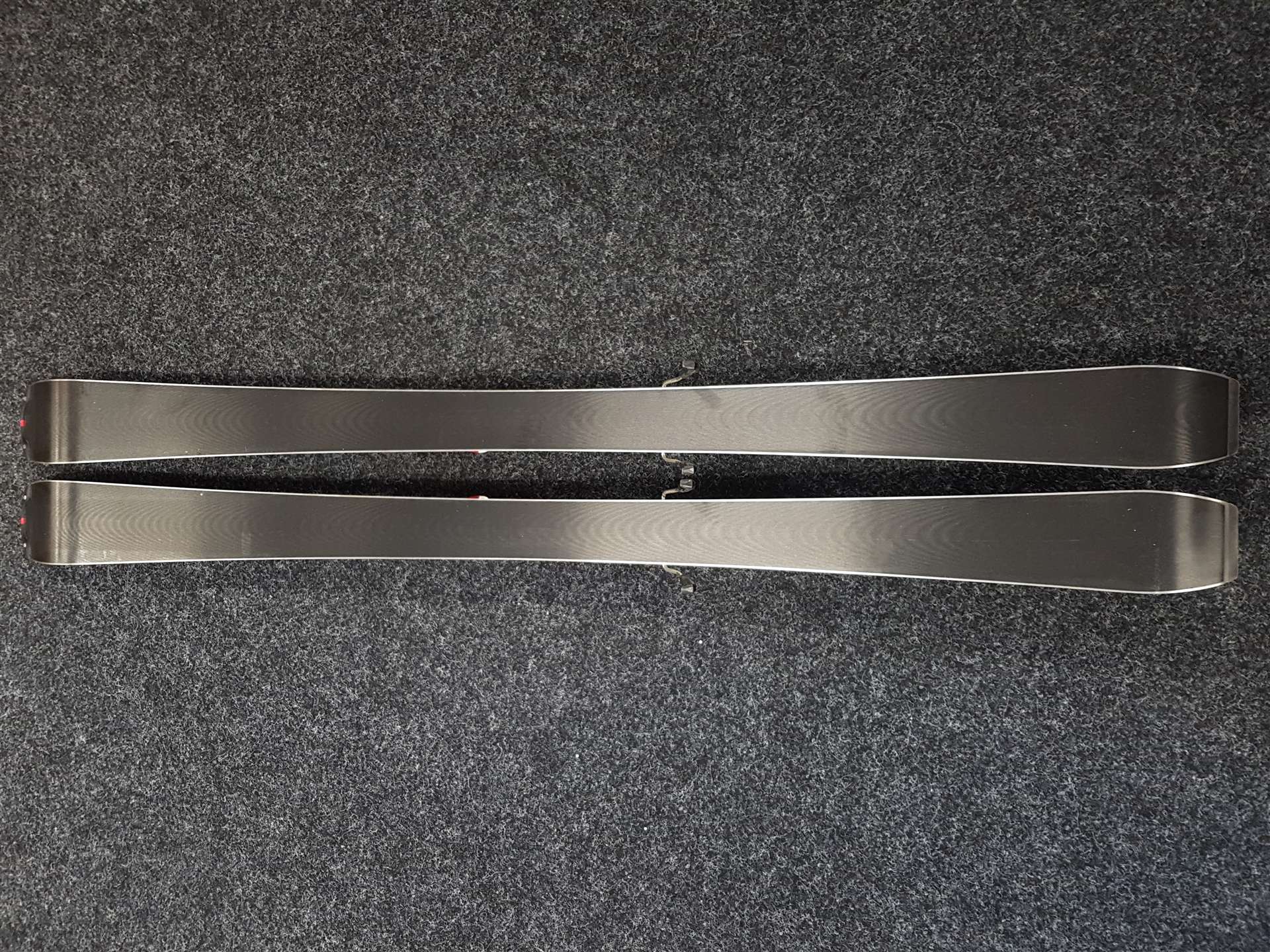 Použité lyže ROSSIGNOL Passion + viazanie Rossignol 10