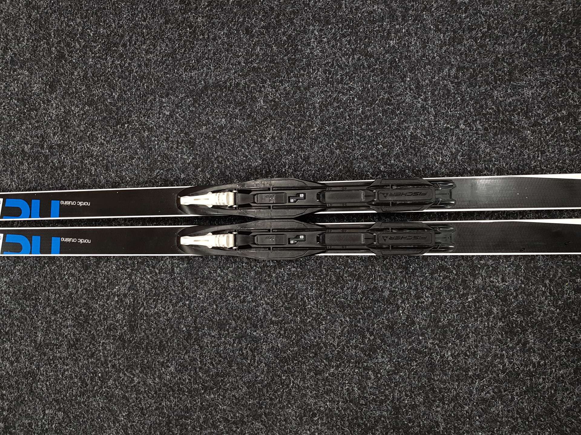 Použité bežecké lyže FISCHER Comfort Cruiser + viazanie NNN Fischer IFP
