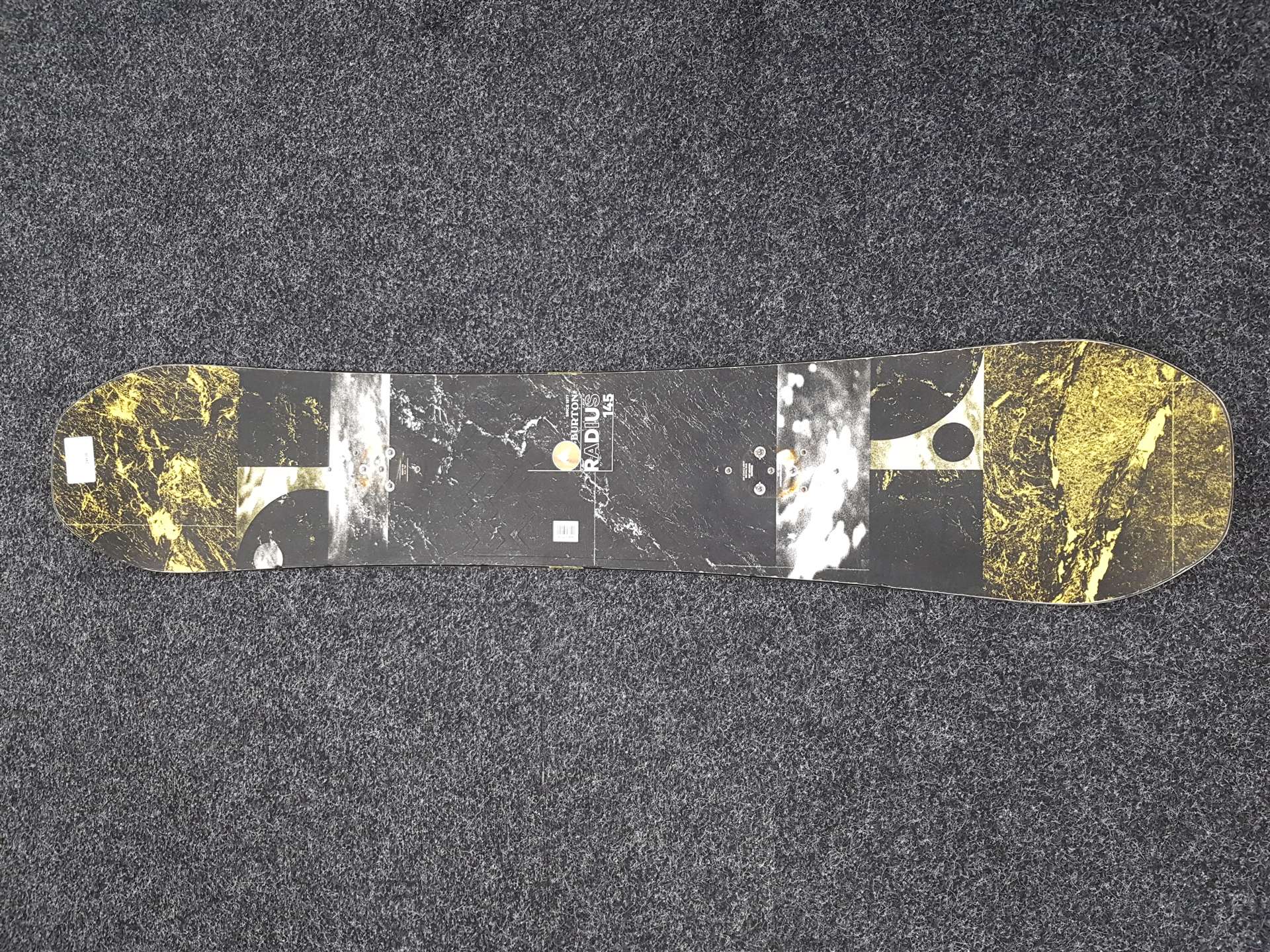 Použitý snowboard BURTON Radius 145