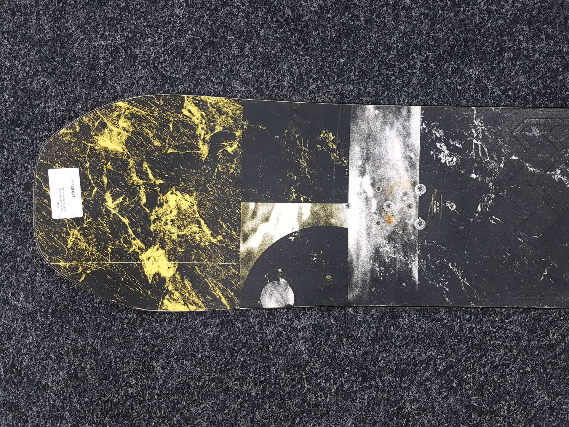 Použitý snowboard BURTON Radius 145