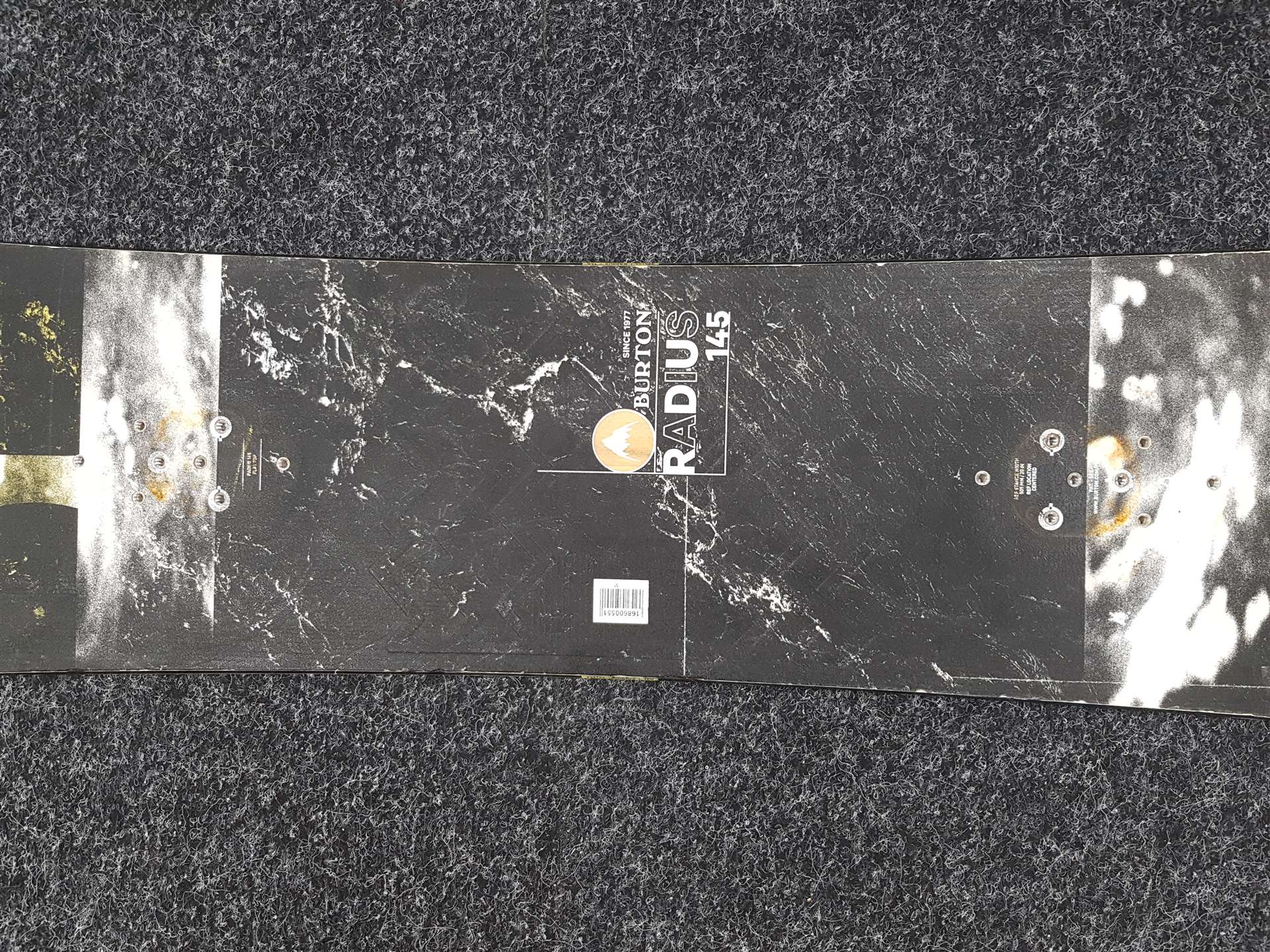 Použitý snowboard BURTON Radius 145