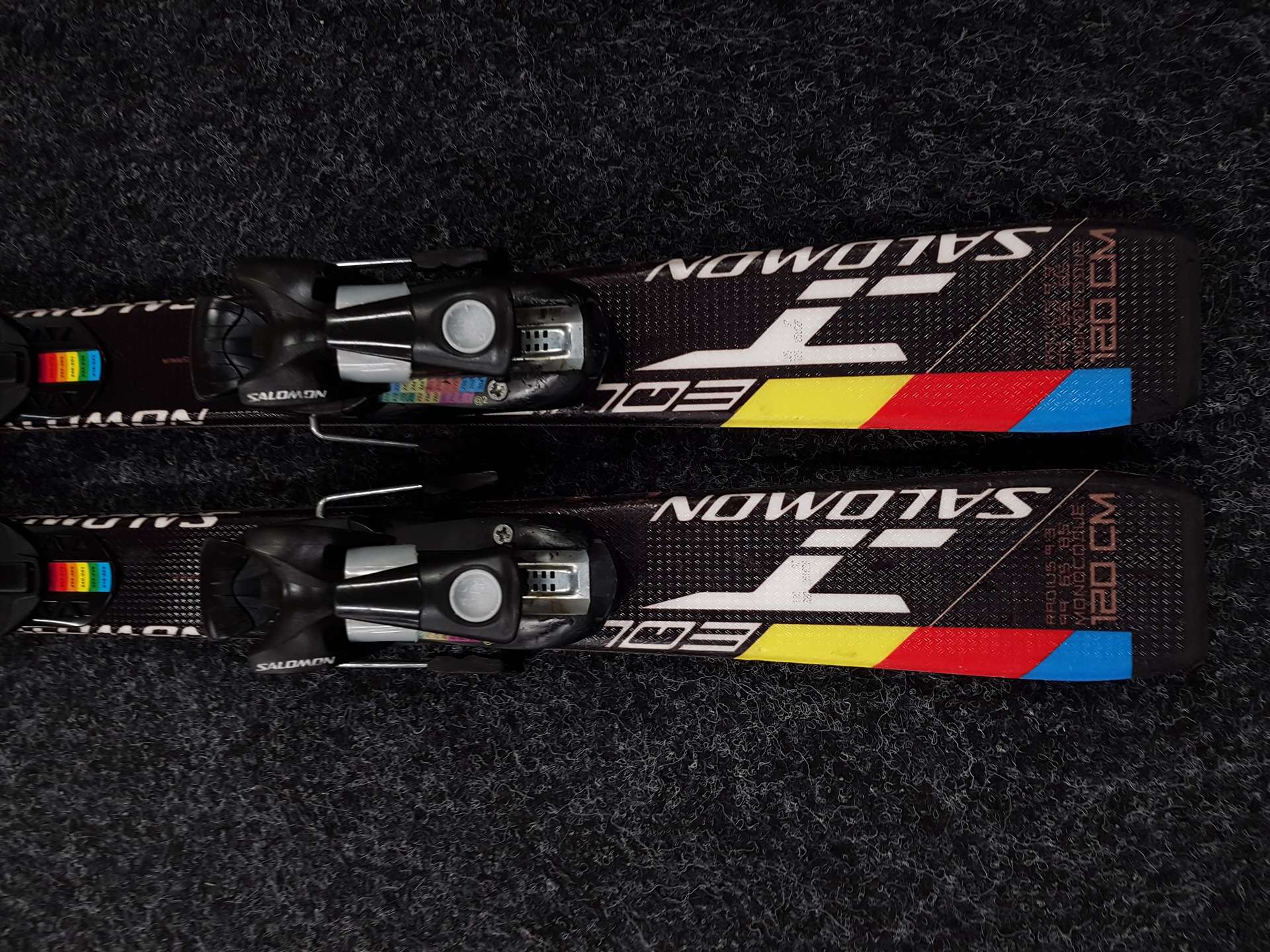 Použité detské lyže SALOMON Equipe + viazanie Salomon 4.5