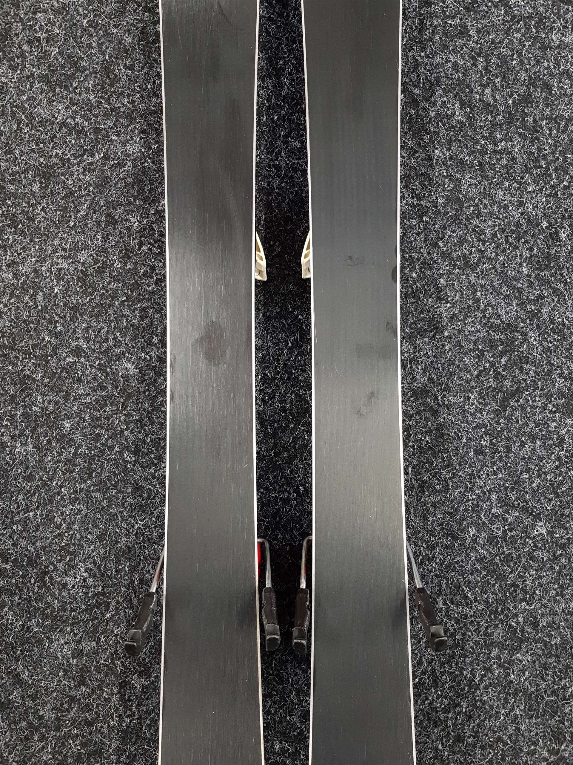 Použité detské lyže ATOMIC Redster  + viazanie Atomic XTE 45