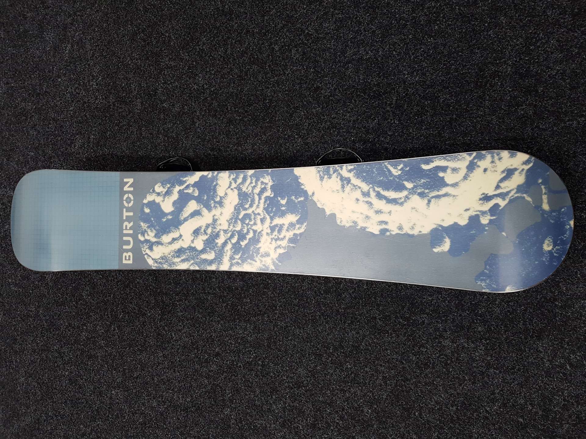 Použitý snowboard BURTON Charger  + viazanie Burton veľkosť M