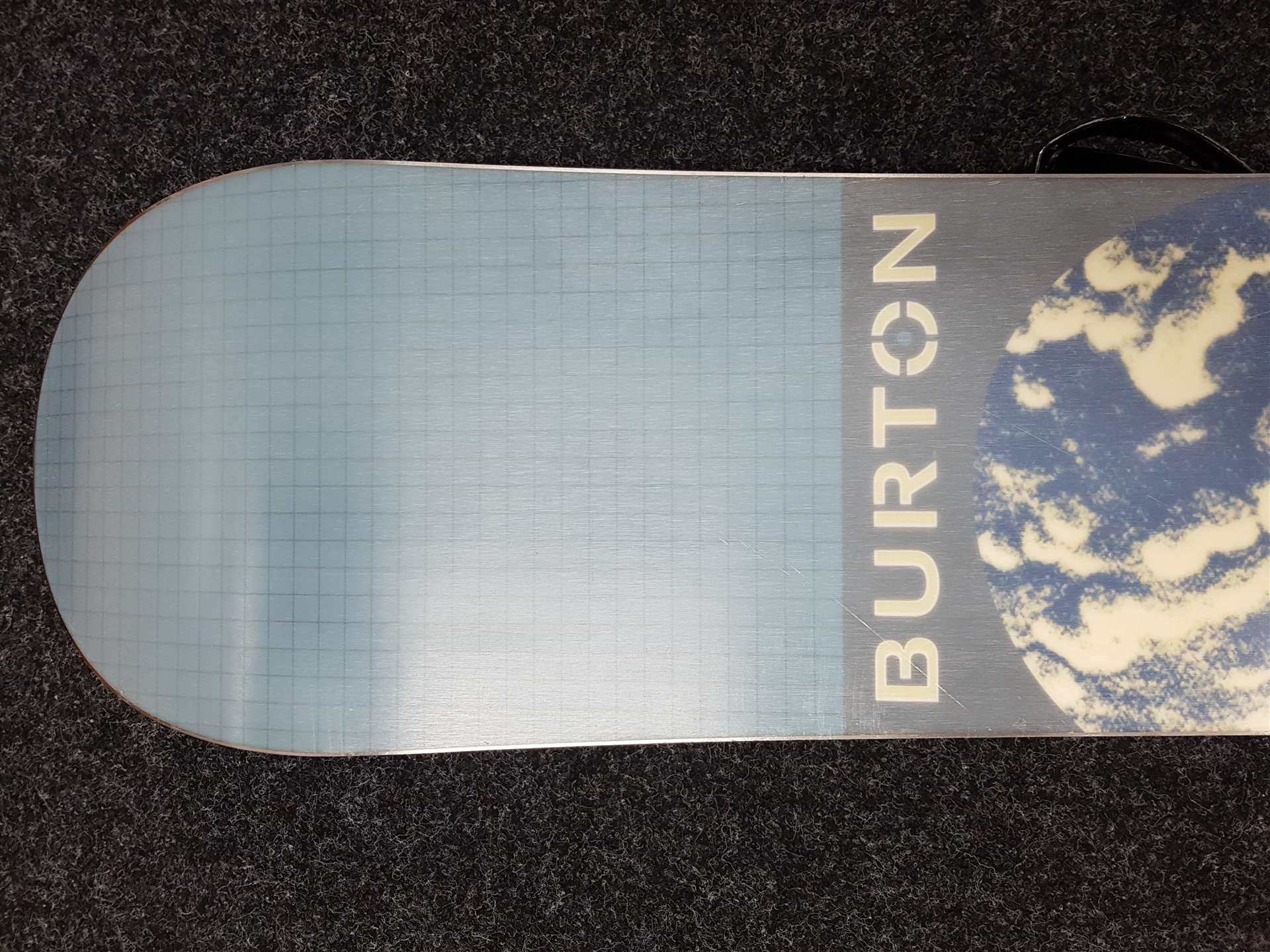 Použitý snowboard BURTON Charger  + viazanie Burton veľkosť M
