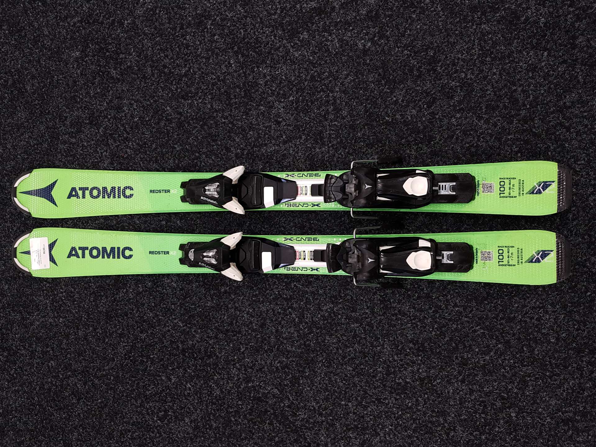 Použité detské lyže ATOMIC Redster X2 + viazanie Atomic C5