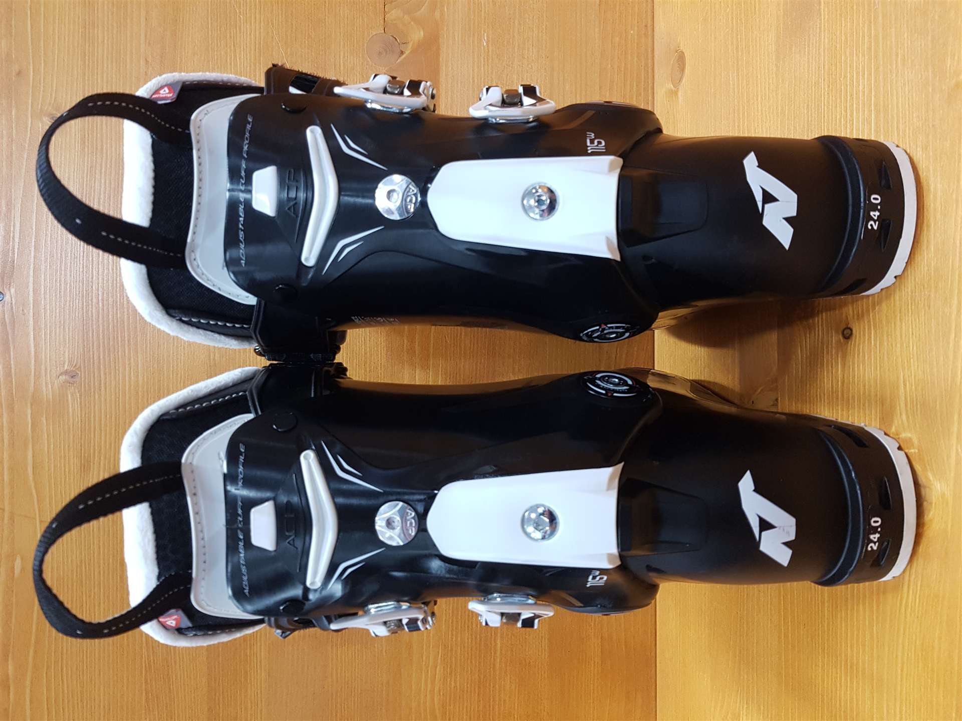 Použité lyžiarky NORDICA Speedmachine 115 W