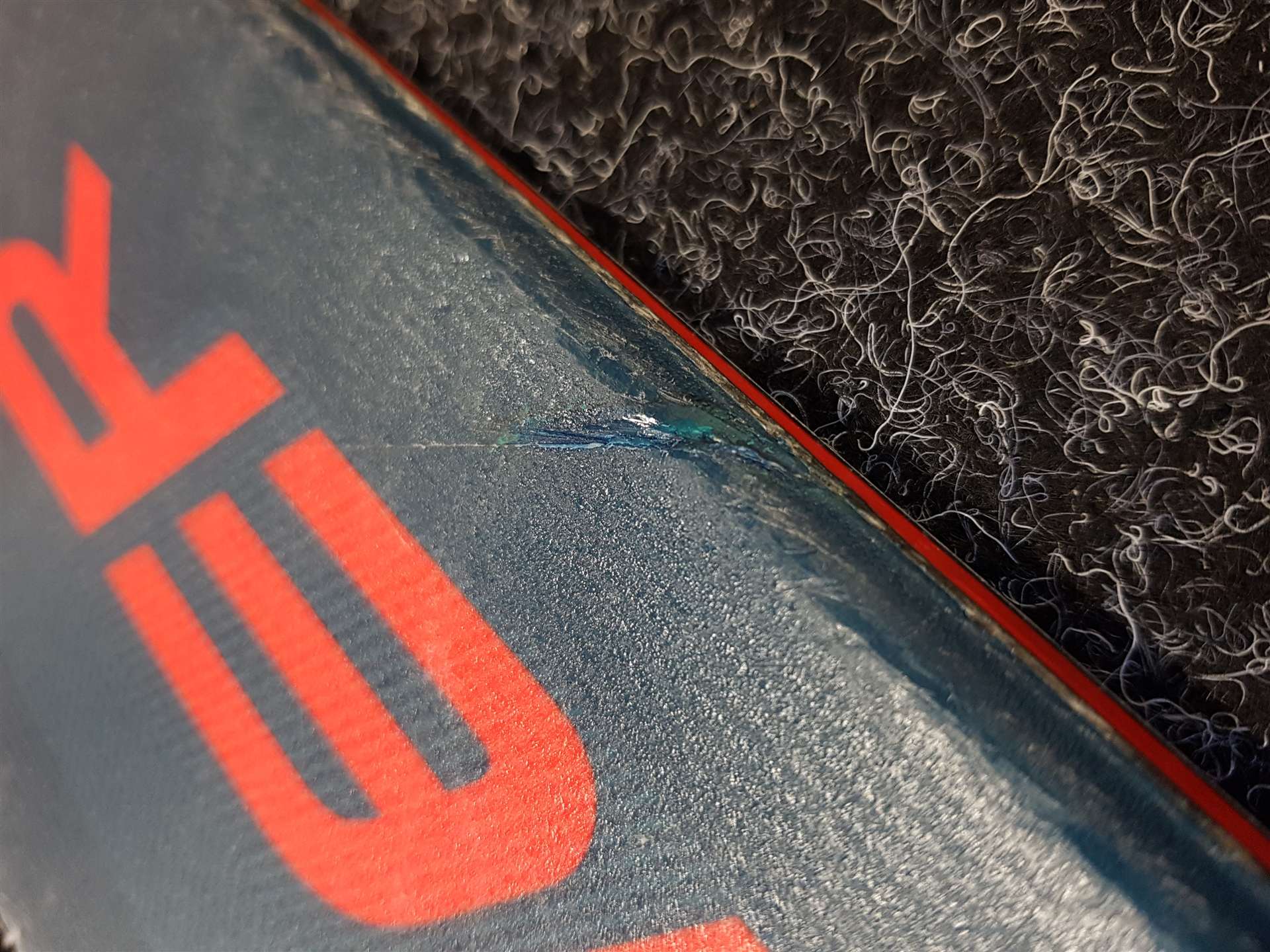 Použité lyže FISCHER RC 4 The Curv TI + viazanie Fischer RS 10