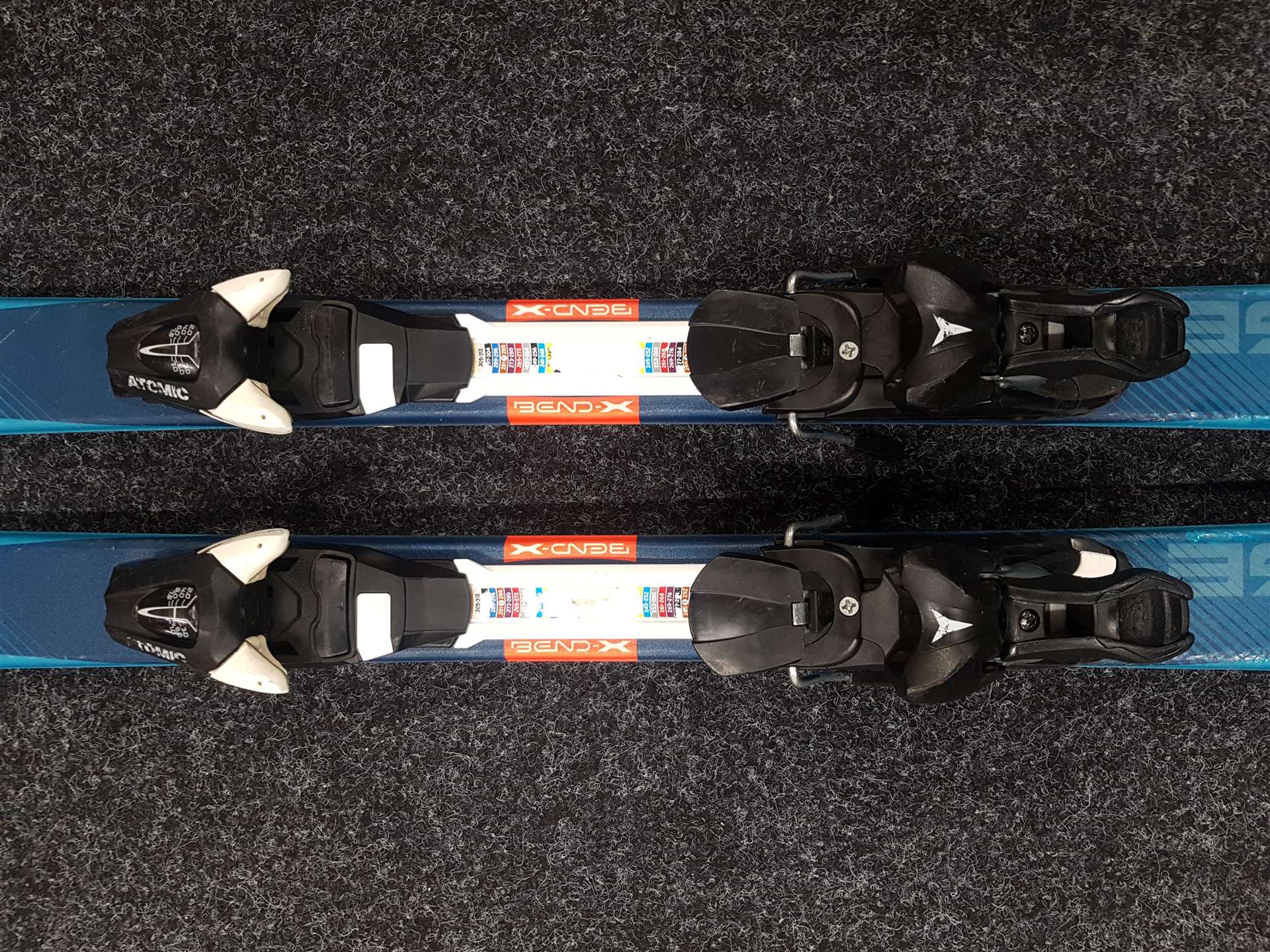 Použité lyže ATOMIC Vantage X JR + viazanie Atomic L7