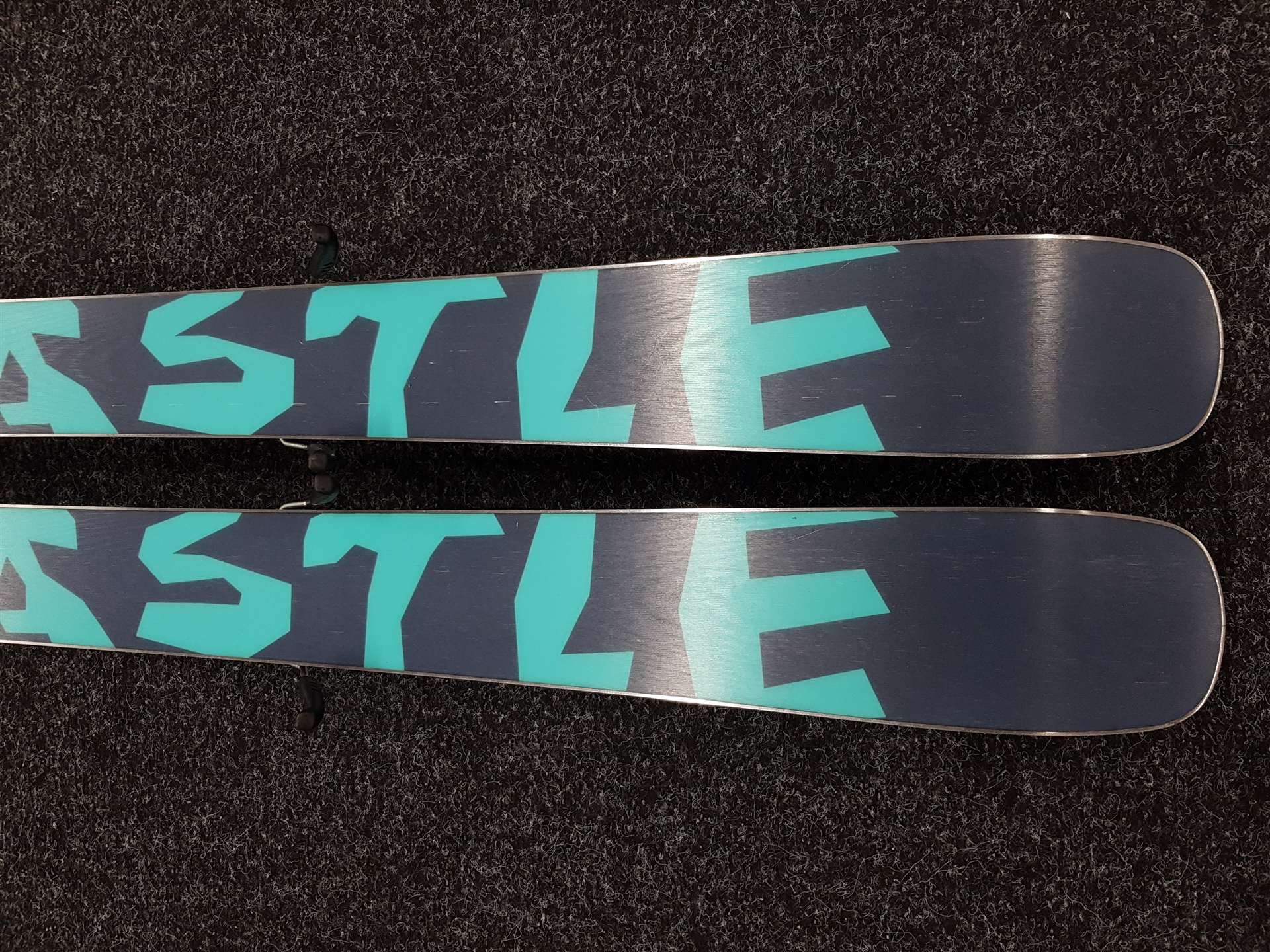 Použité freeride lyže KASTLE ZX + viazanie Kastle K 7.5