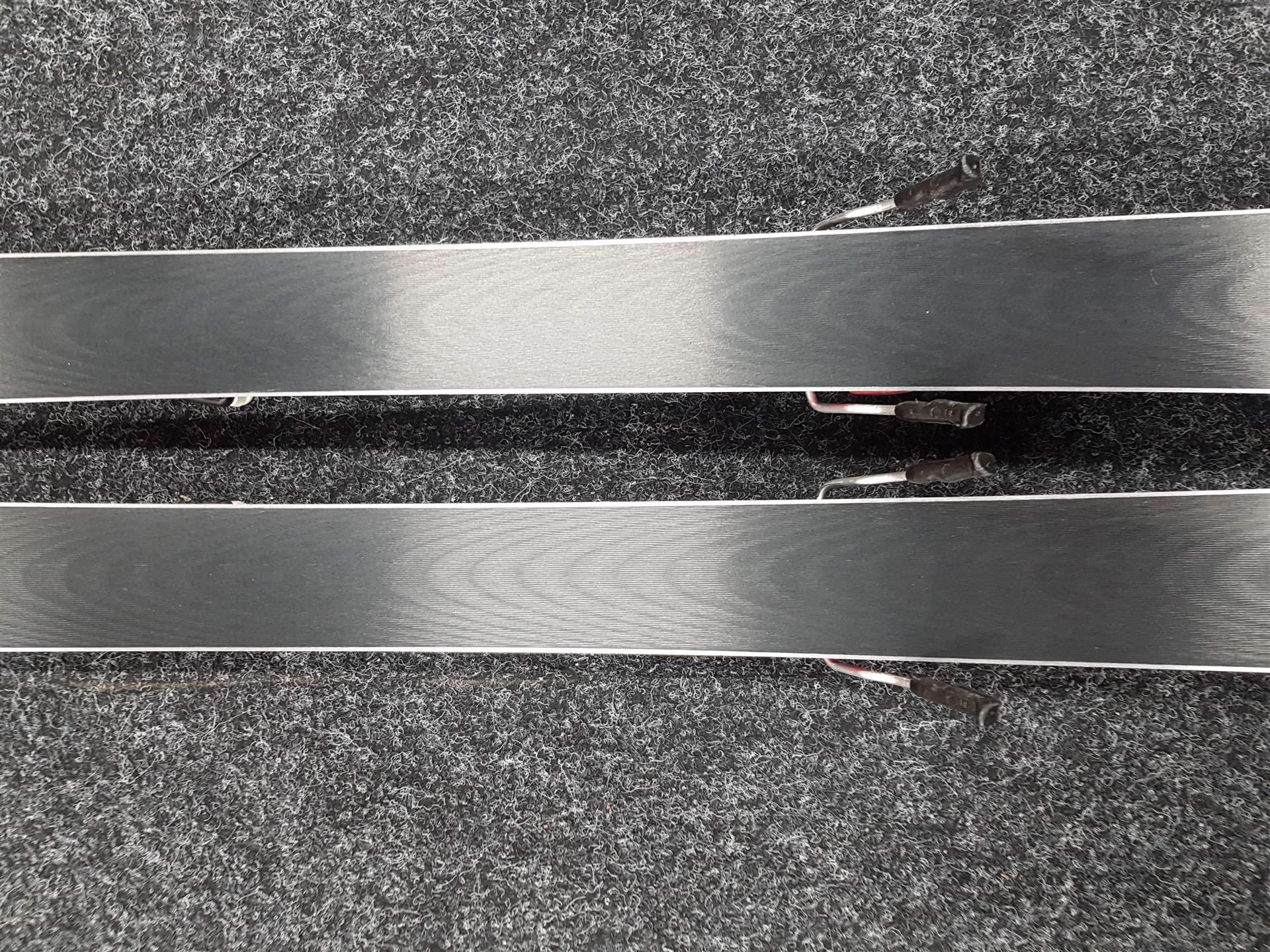 Použité lyže ATOMIC Race 6 + viazanie Atomic Race 4,5