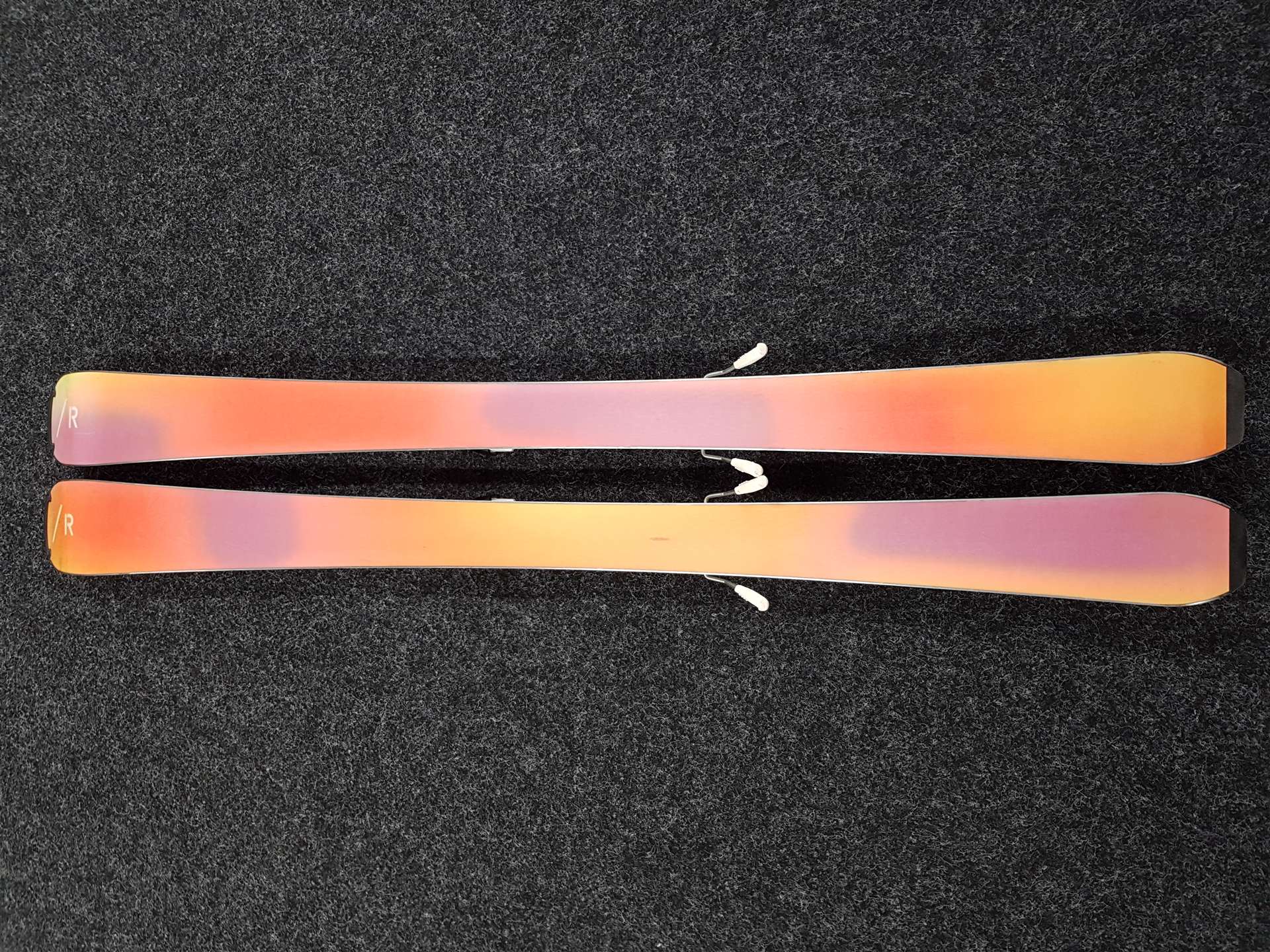 Použité lyže SPORTEN Iridium 3 + viazanie Tyrolia PR 11