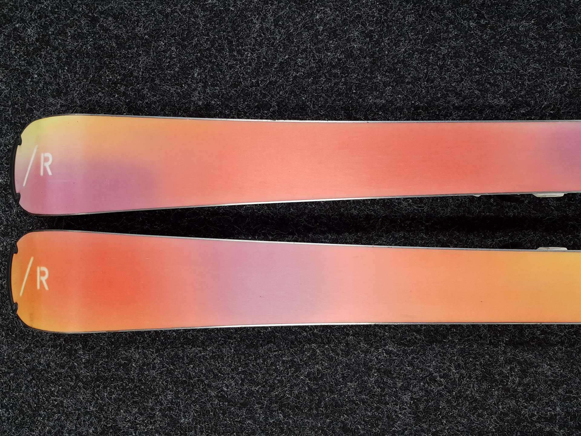 Použité lyže SPORTEN Iridium 3 + viazanie Tyrolia PR 11