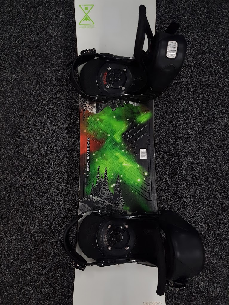 Bazárový snowboard Burton Progression + viazanie Burton veľkosť M