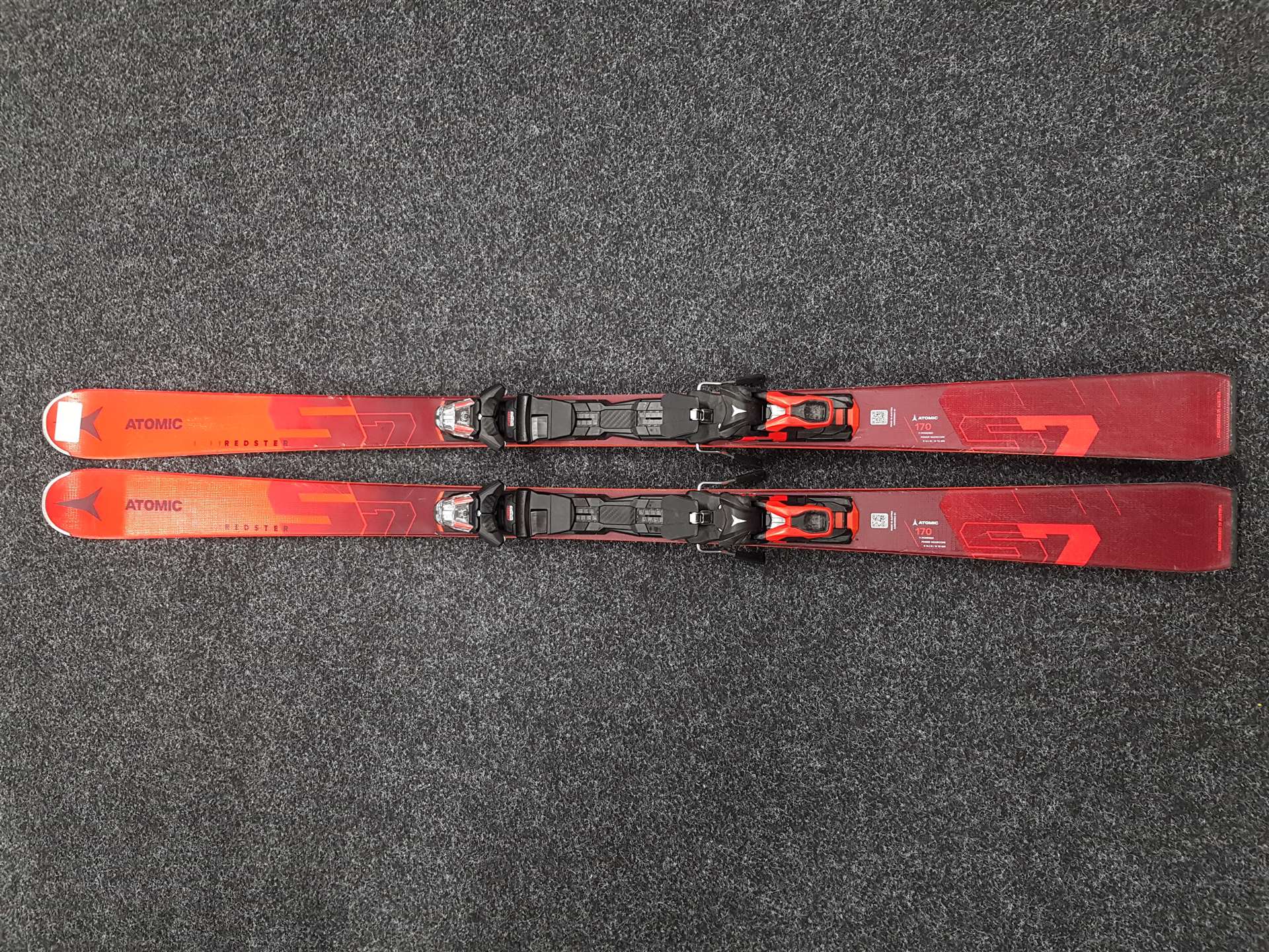 Použité lyže ATOMIC Redster S7 + viazanie Atomic M Twelve 12